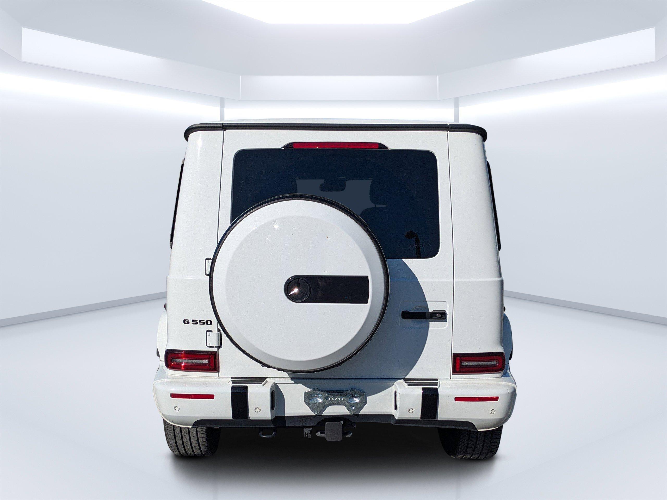 Mercedes-Benz Sport Utility G 550 With Navigation & Awd - Thumbnail 8