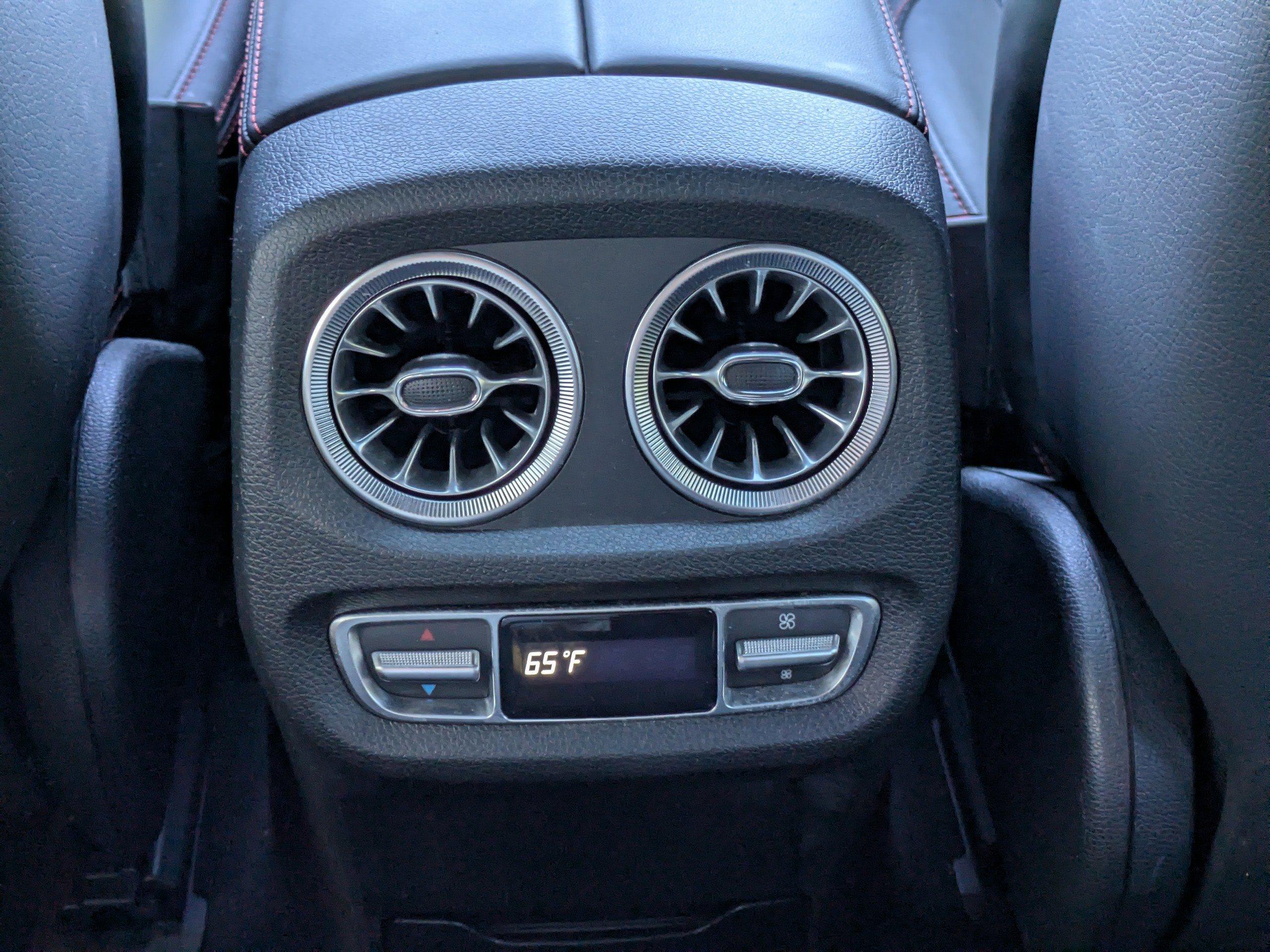 Mercedes-Benz Sport Utility G 550 With Navigation & Awd - Thumbnail 18