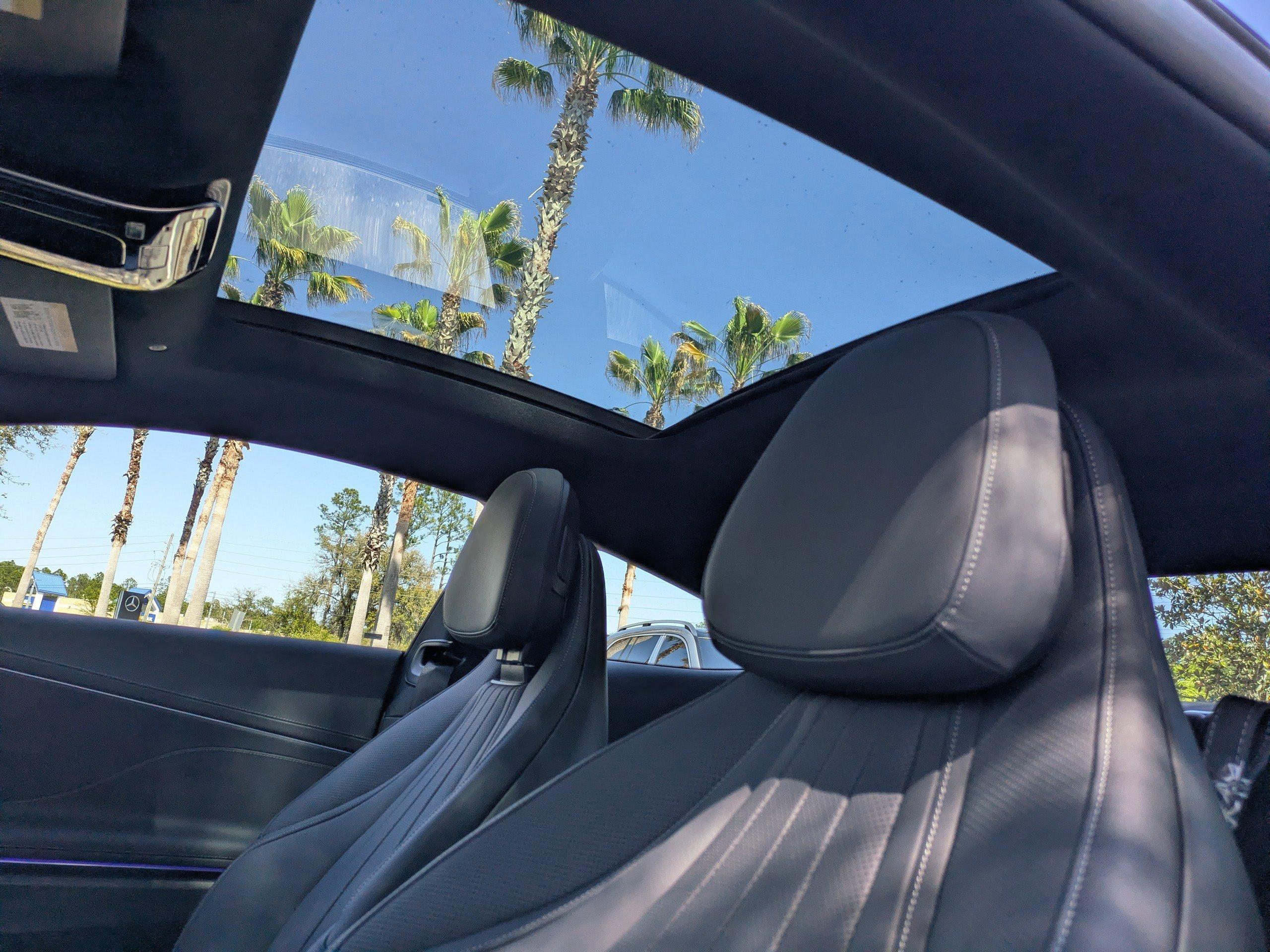 Mercedes-Benz Cle Coupe 450 With Navigation & Awd - Thumbnail 5