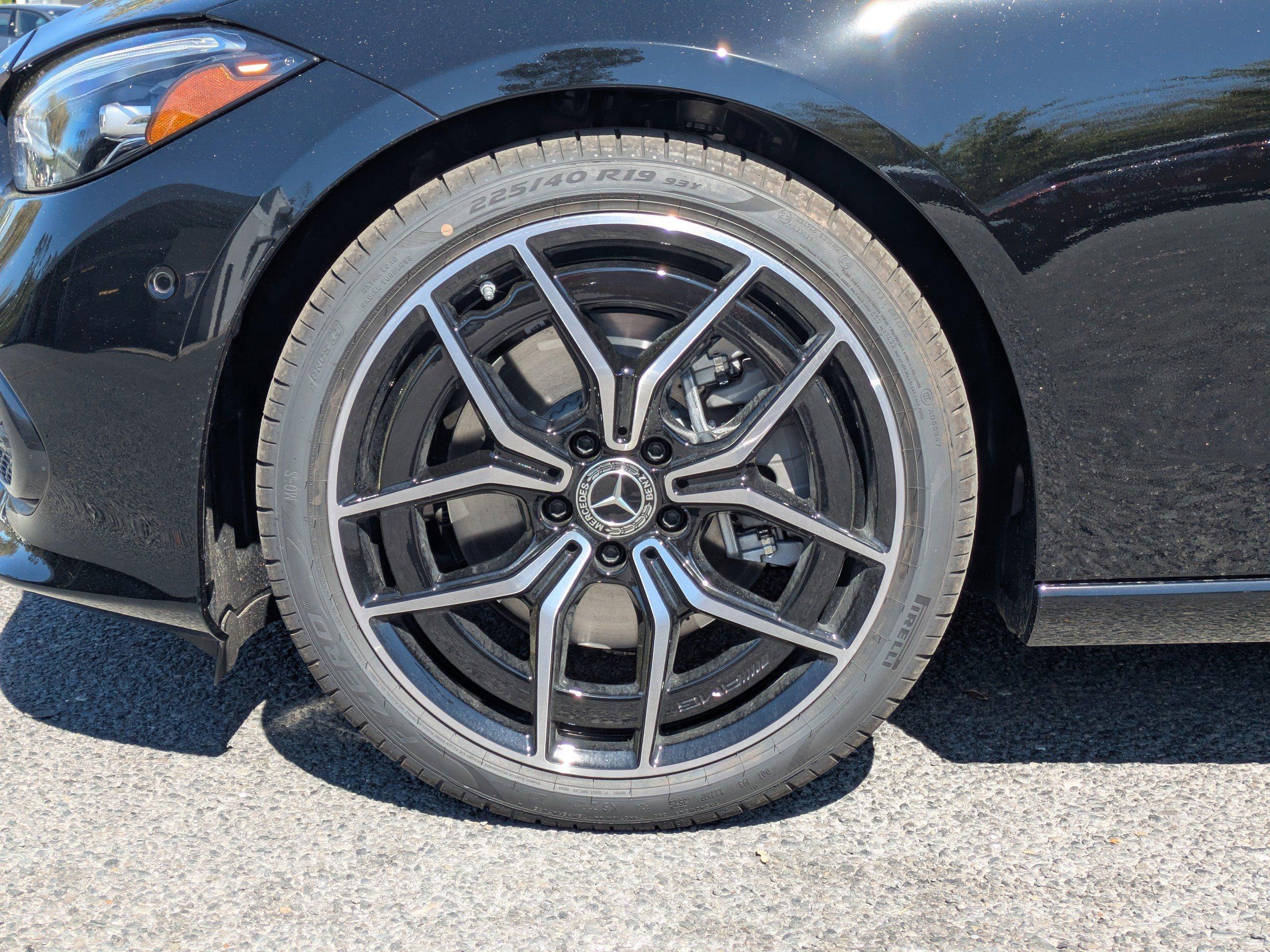 Mercedes-Benz Sedan C 300 Awd - Thumbnail 4