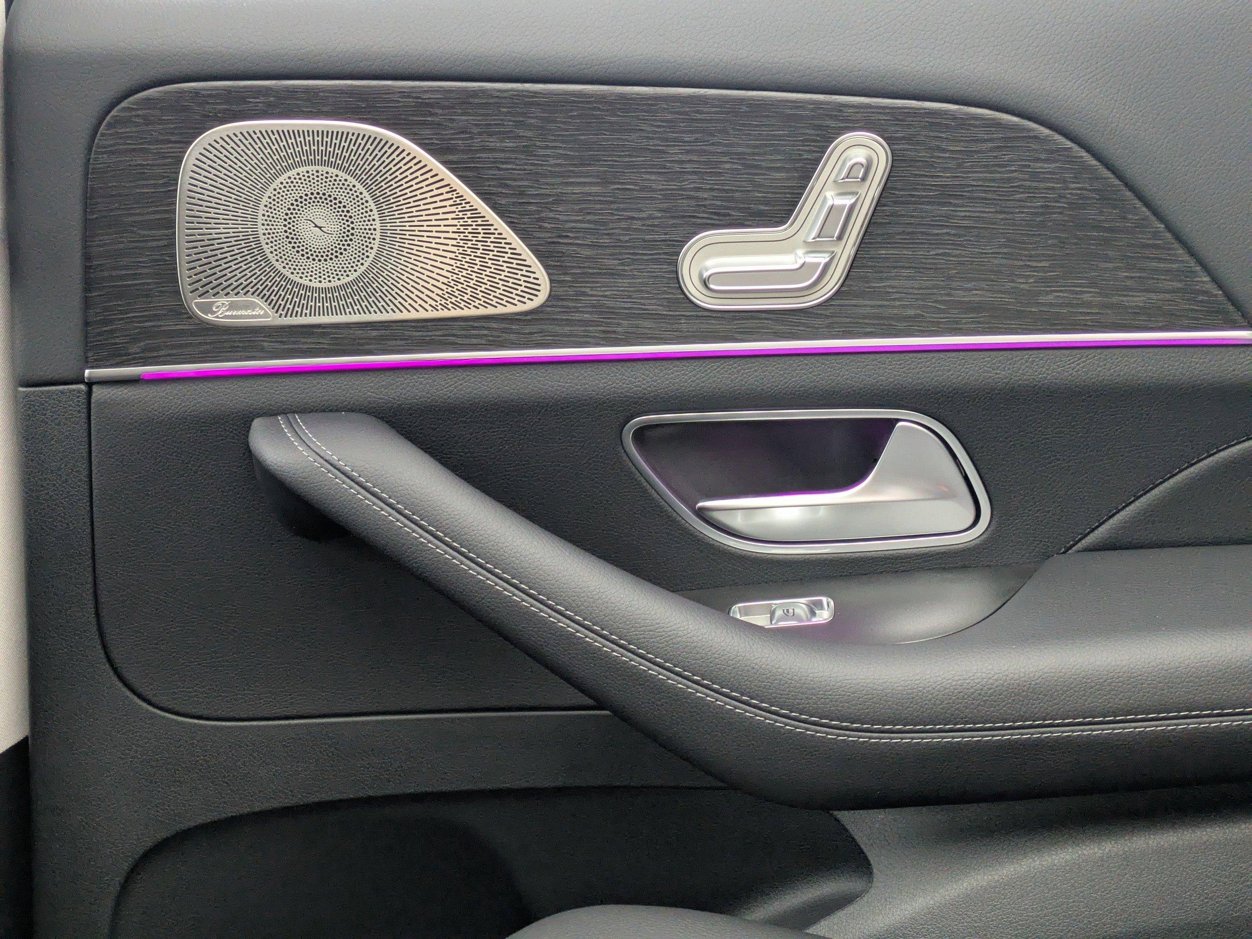 Mercedes-Benz Gls Suv 450 With Navigation & Awd - Thumbnail 19