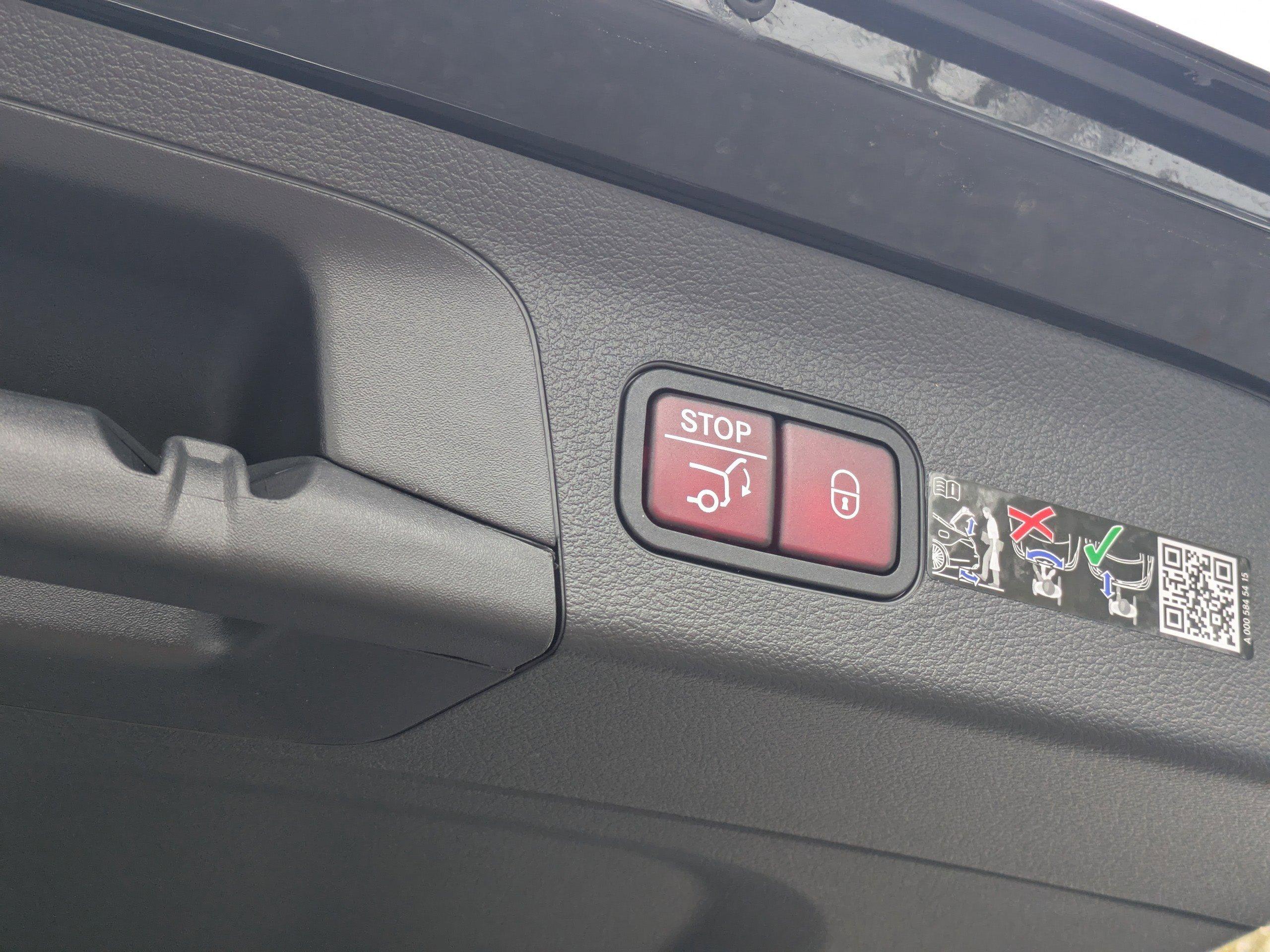 Mercedes-Benz Gls Suv 450 With Navigation & Awd - Thumbnail 15