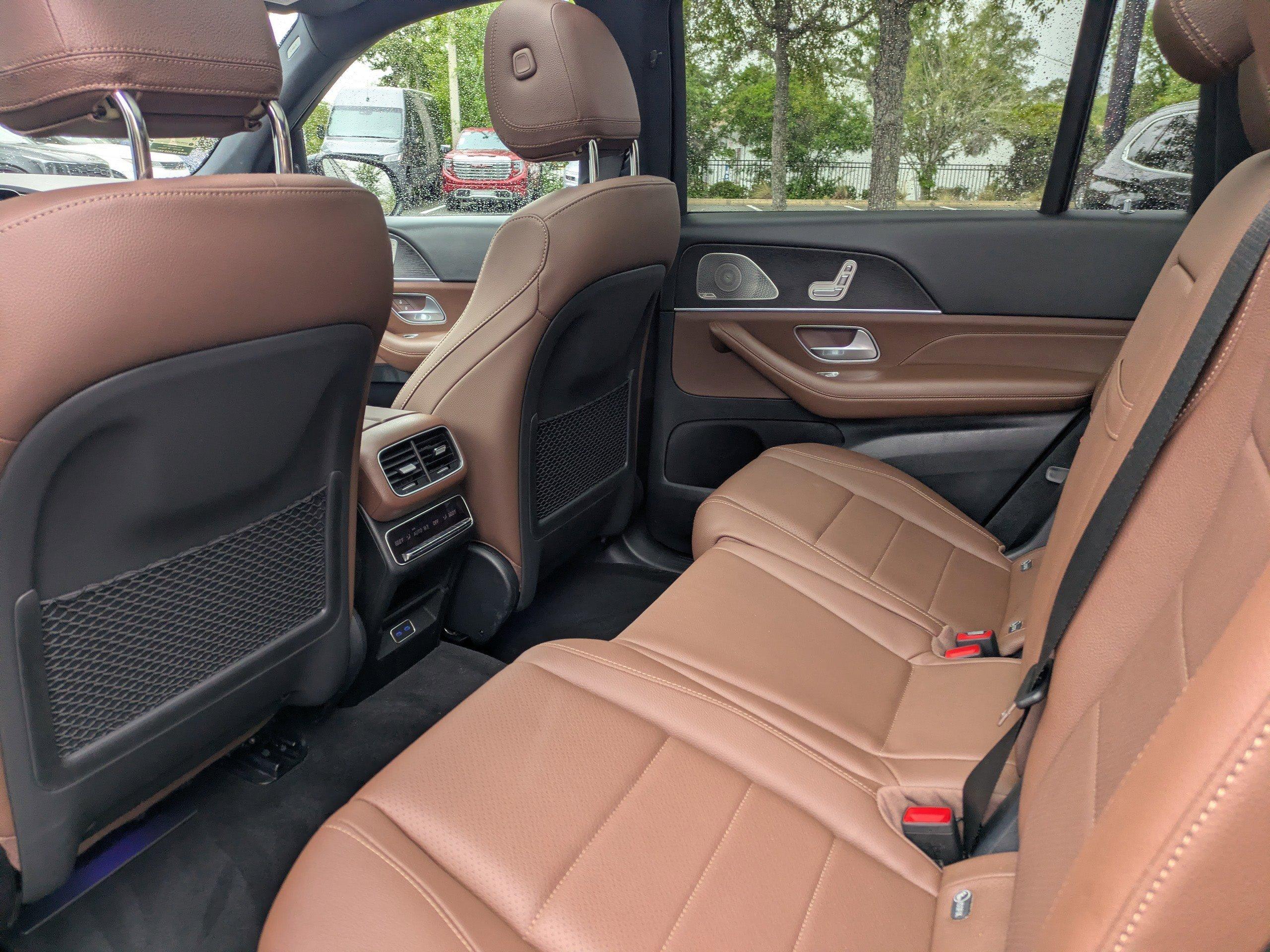 Mercedes-Benz Gls Sport Utility 450 With Navigation & Awd - Thumbnail 17