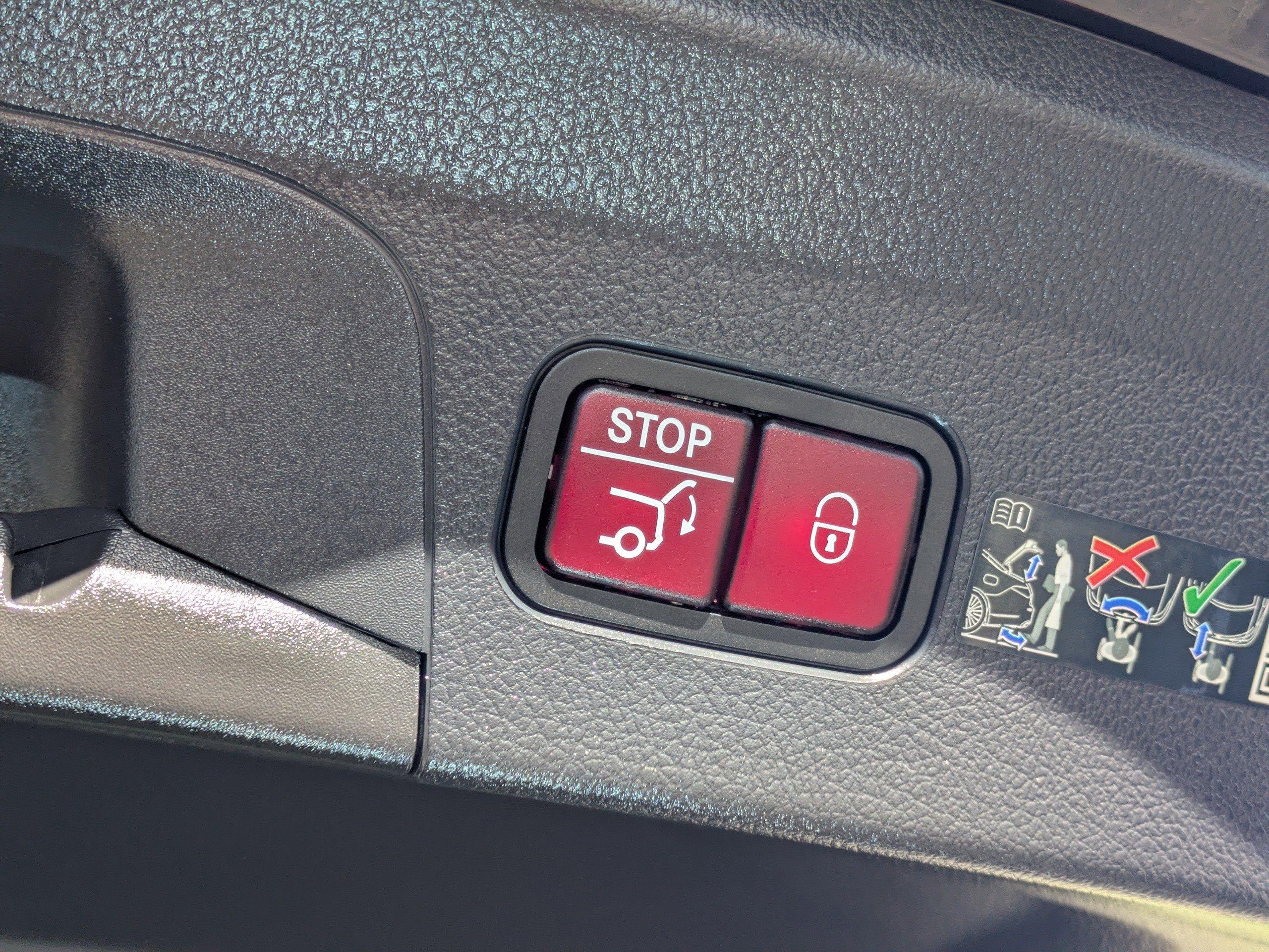 Mercedes-Benz Gle Sport Utility Amg® 53 With Navigation & Awd - Thumbnail 14