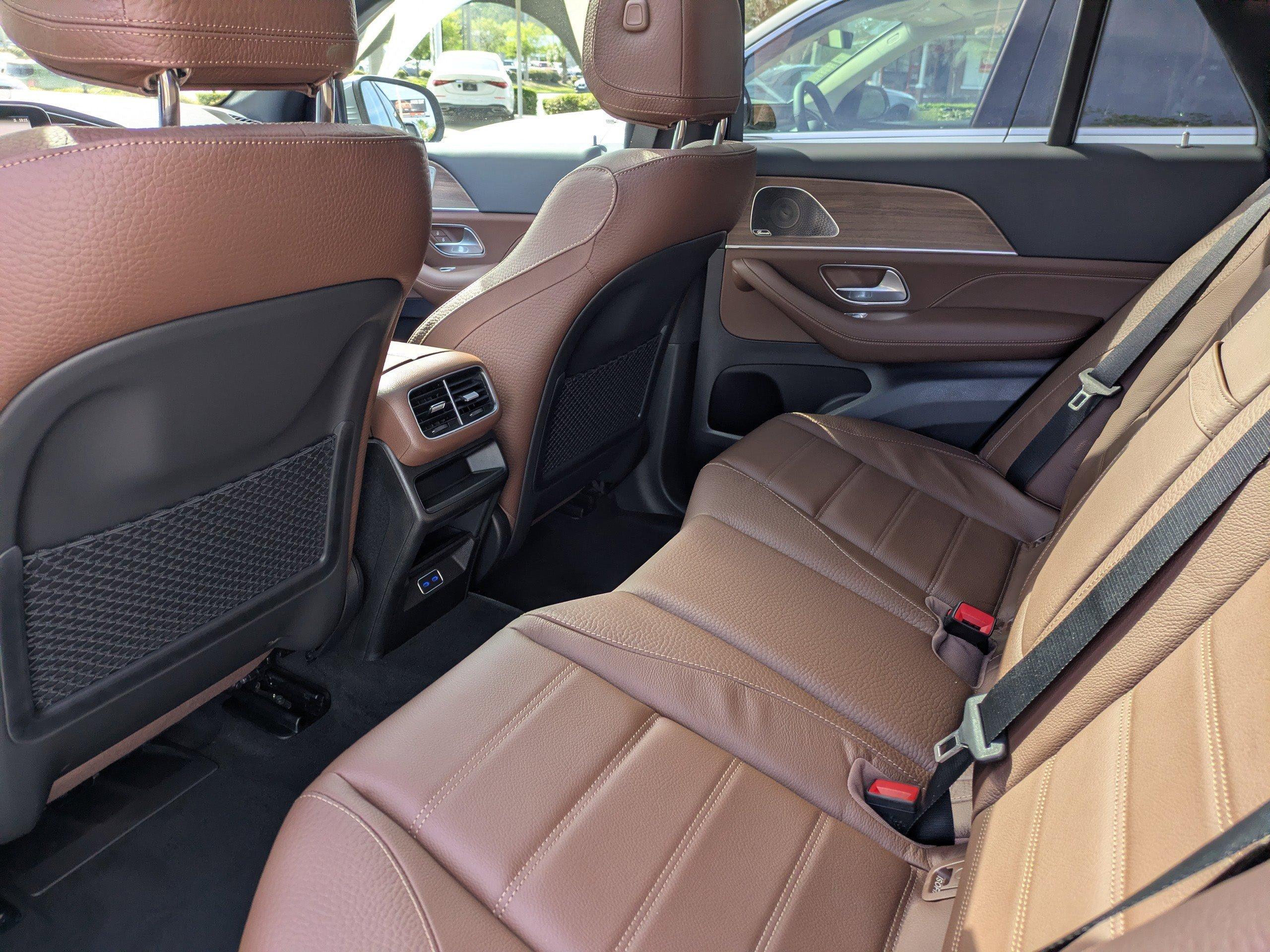 Mercedes-Benz Gle Suv 450 With Navigation & Awd - Thumbnail 17