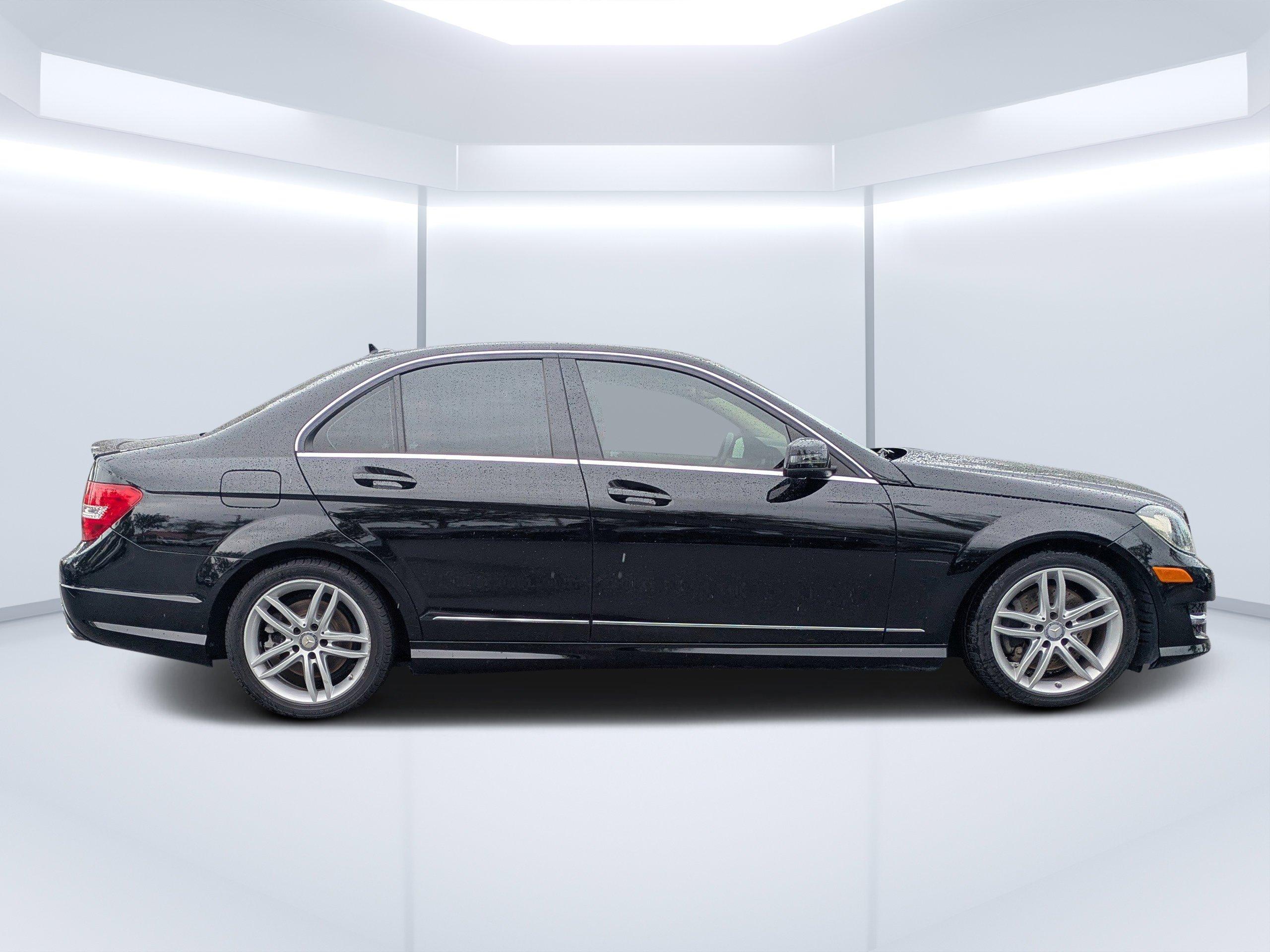 Mercedes-Benz 4Dr Car C 300 Luxury Awd - Thumbnail 6