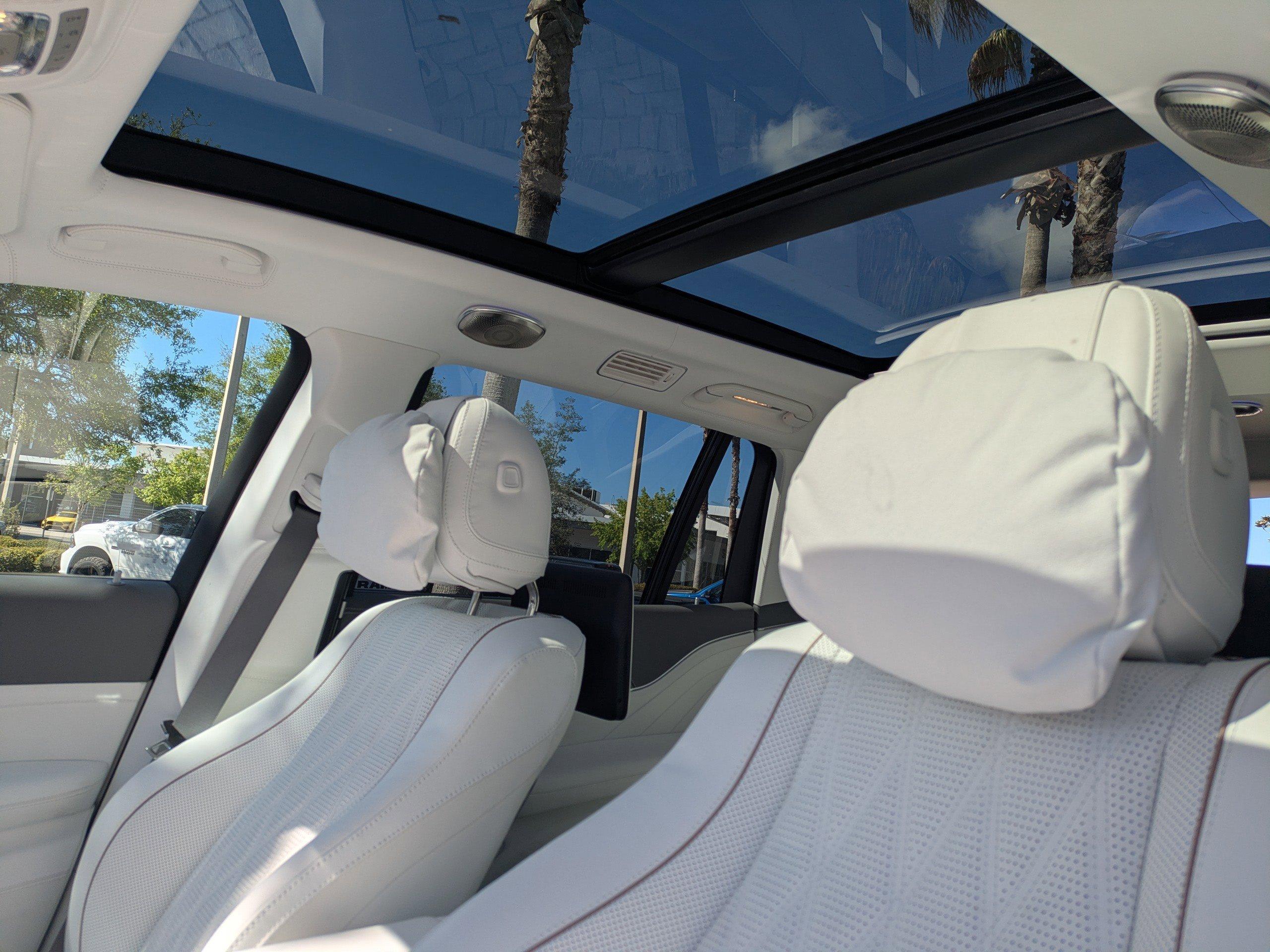 Mercedes-Benz Gls Suv Maybach 600 With Navigation & Awd - Thumbnail 12