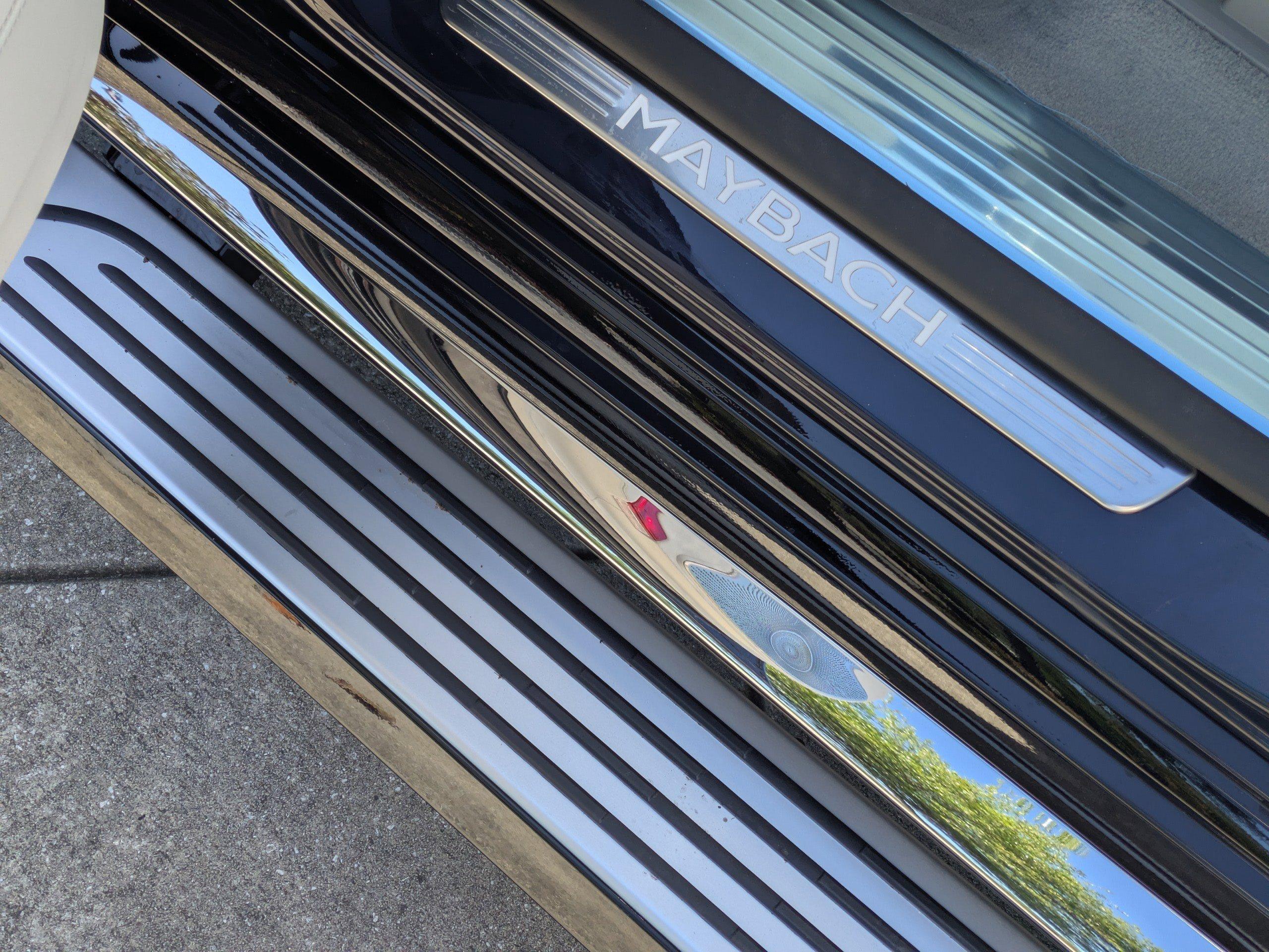 Mercedes-Benz Gls Suv Maybach 600 With Navigation & Awd - Thumbnail 14