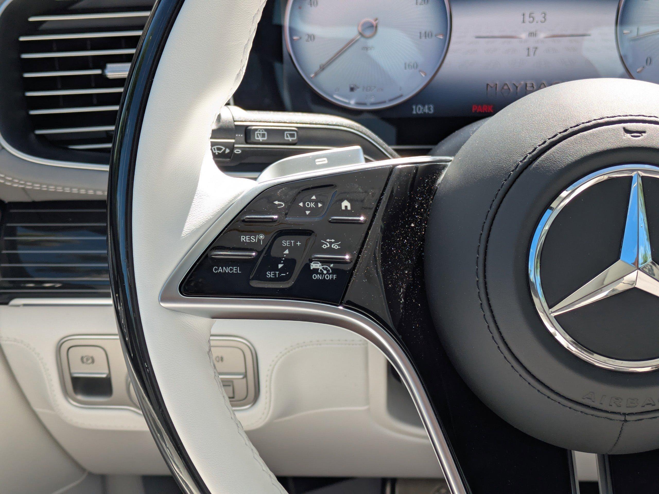 Mercedes-Benz Gls Suv Maybach 600 With Navigation & Awd - Thumbnail 20