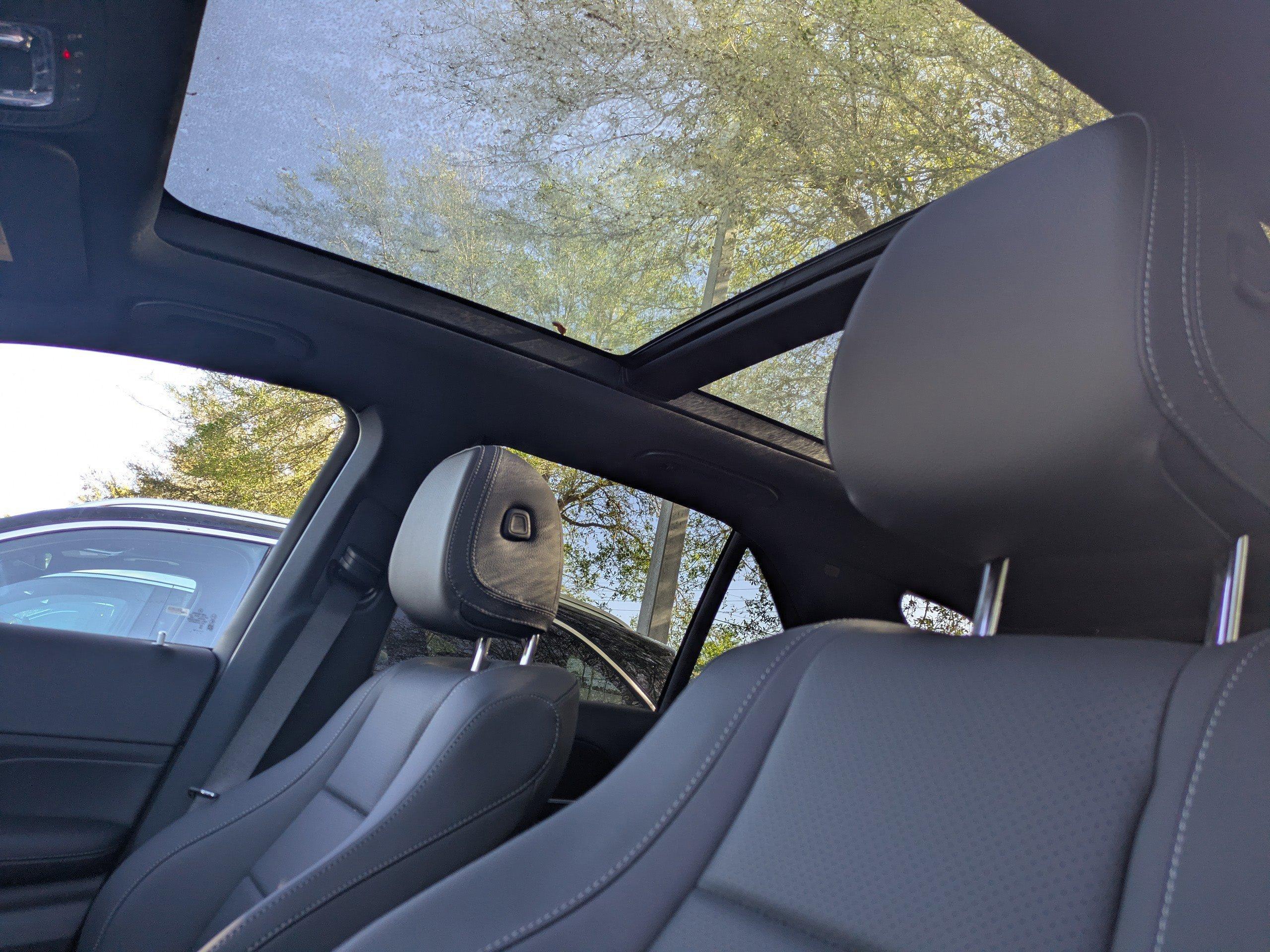 Mercedes-Benz Gle Suv 450 With Navigation & Awd - Thumbnail 12