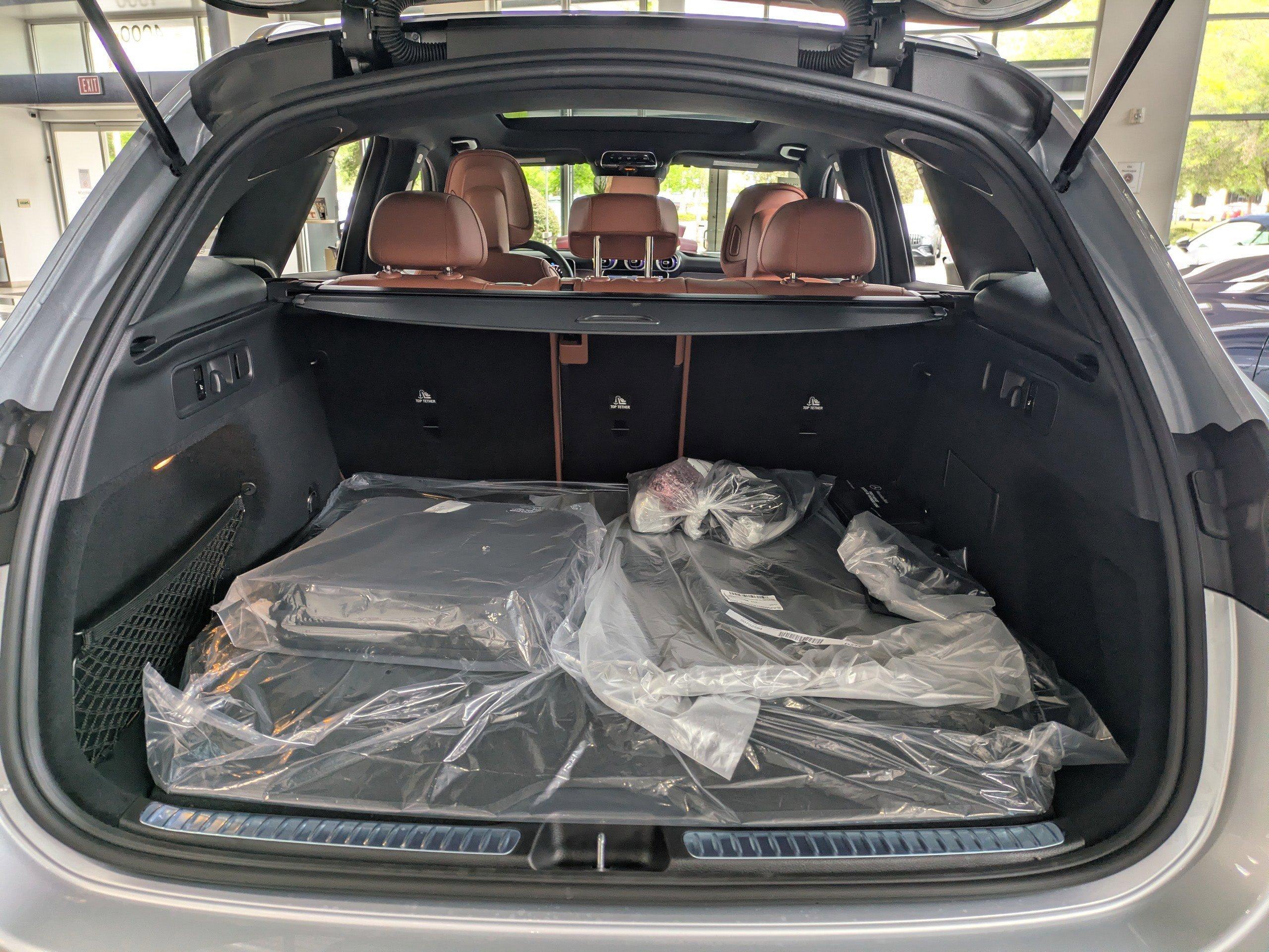 Mercedes-Benz Glc Suv 350 With Navigation & Awd - Thumbnail 12