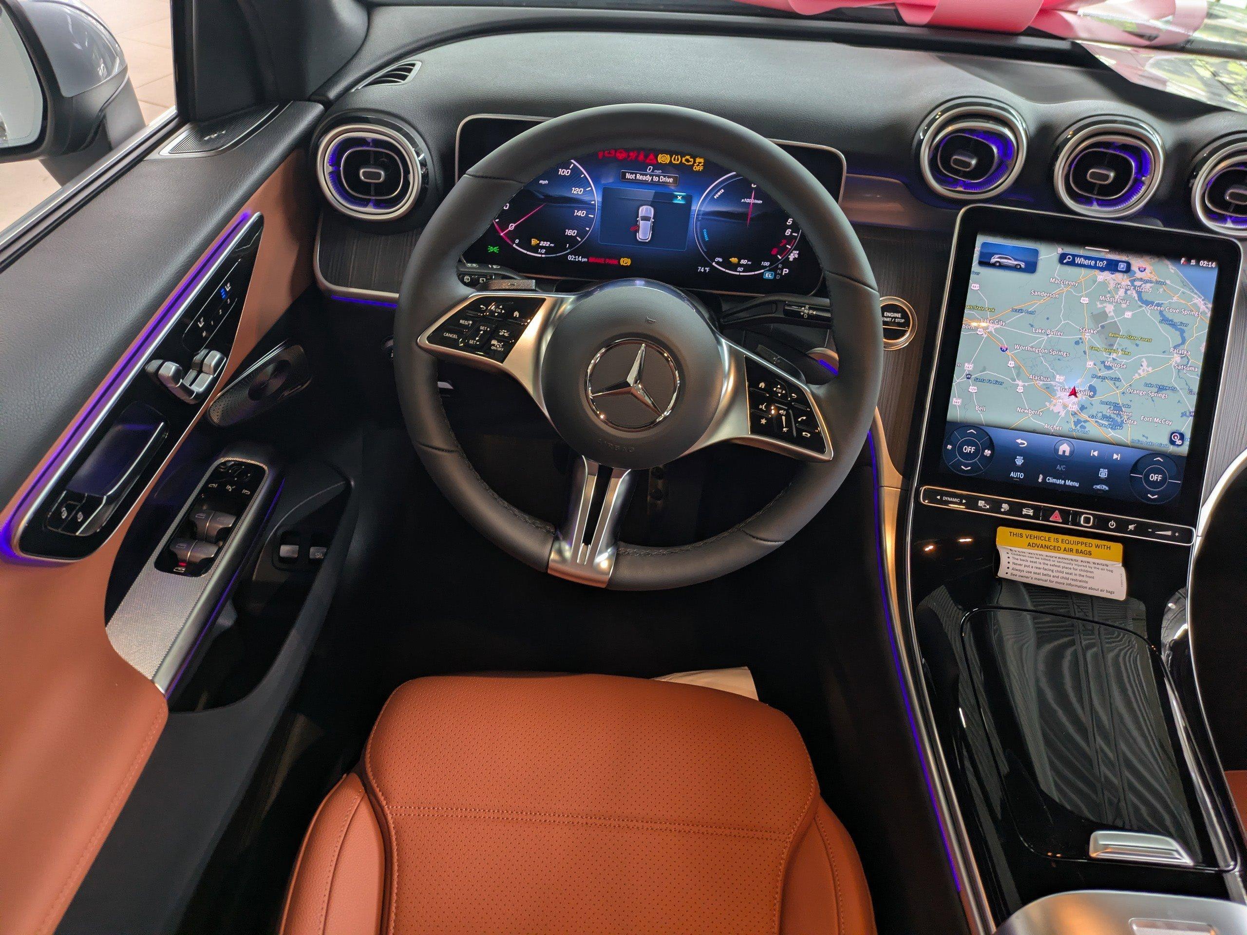 Mercedes-Benz Glc Suv 350 With Navigation & Awd - Thumbnail 18