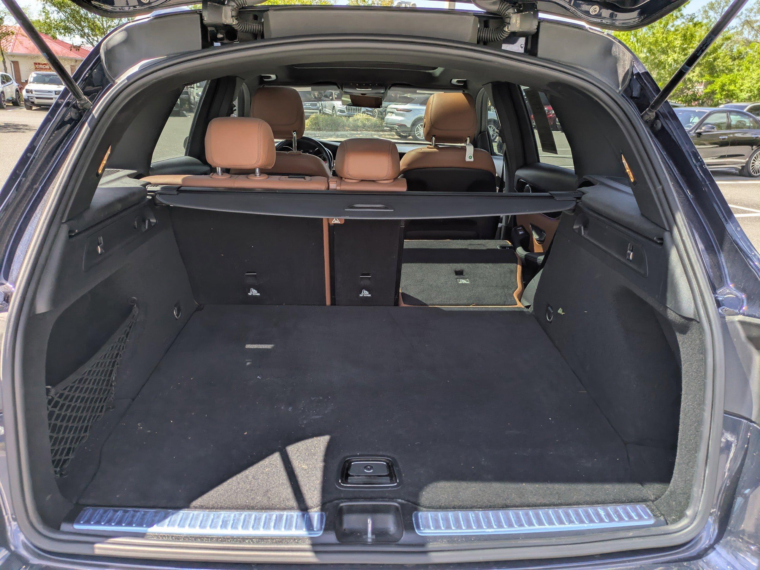 Mercedes-Benz Glc Sport Utility 300 Awd - Thumbnail 13