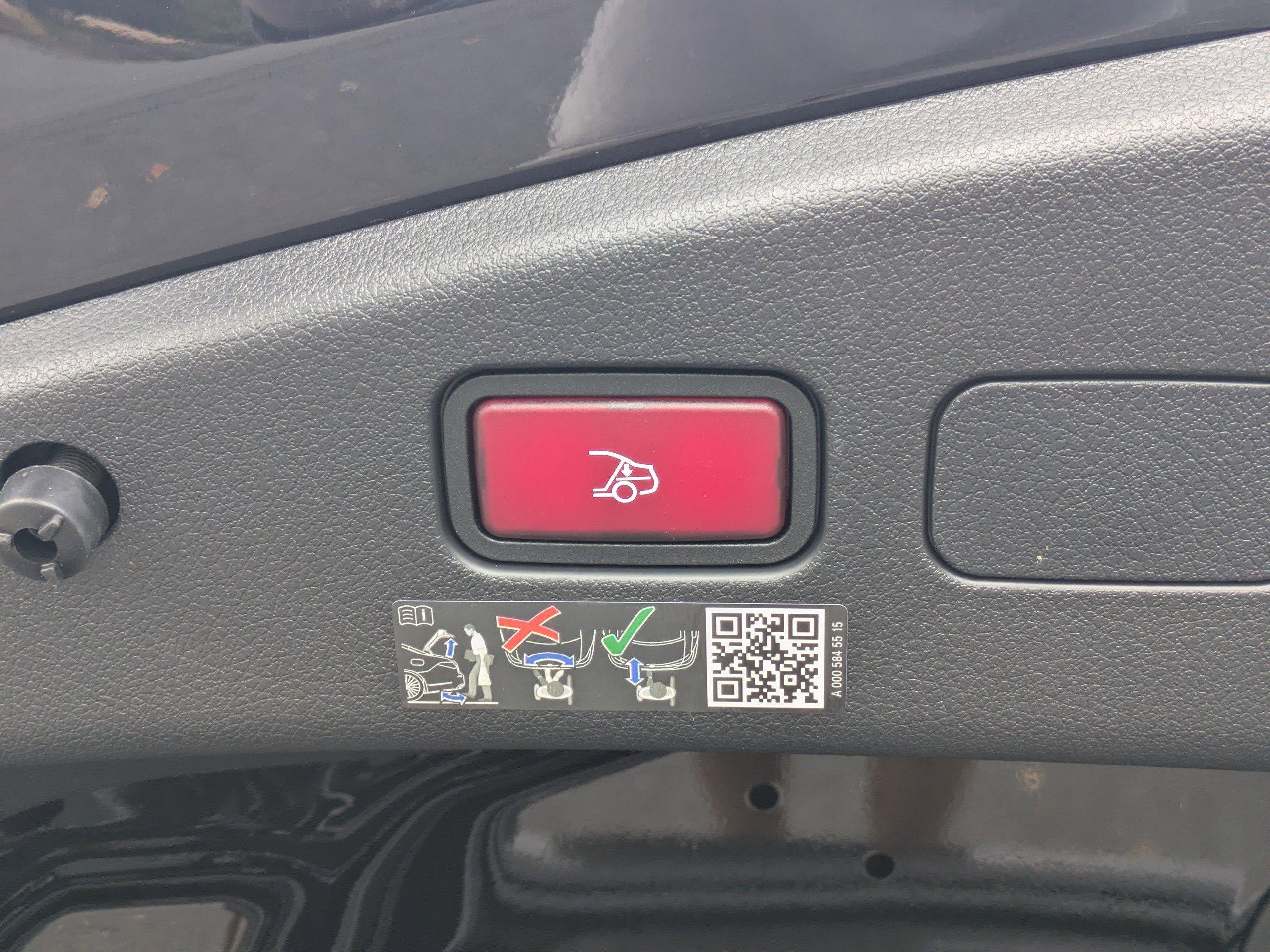 Mercedes-Benz Cle Convertible 450 With Navigation & Awd - Thumbnail 14