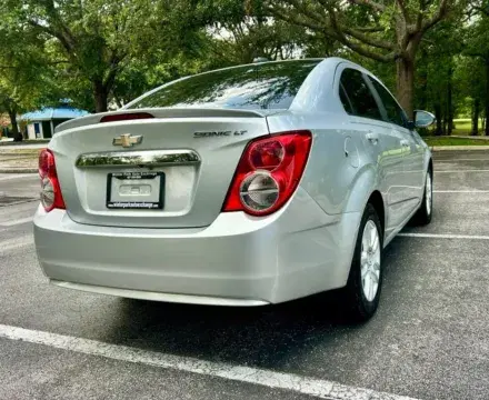 Chevrolet Sonic Lt Sedan 4D - Thumbnail 3