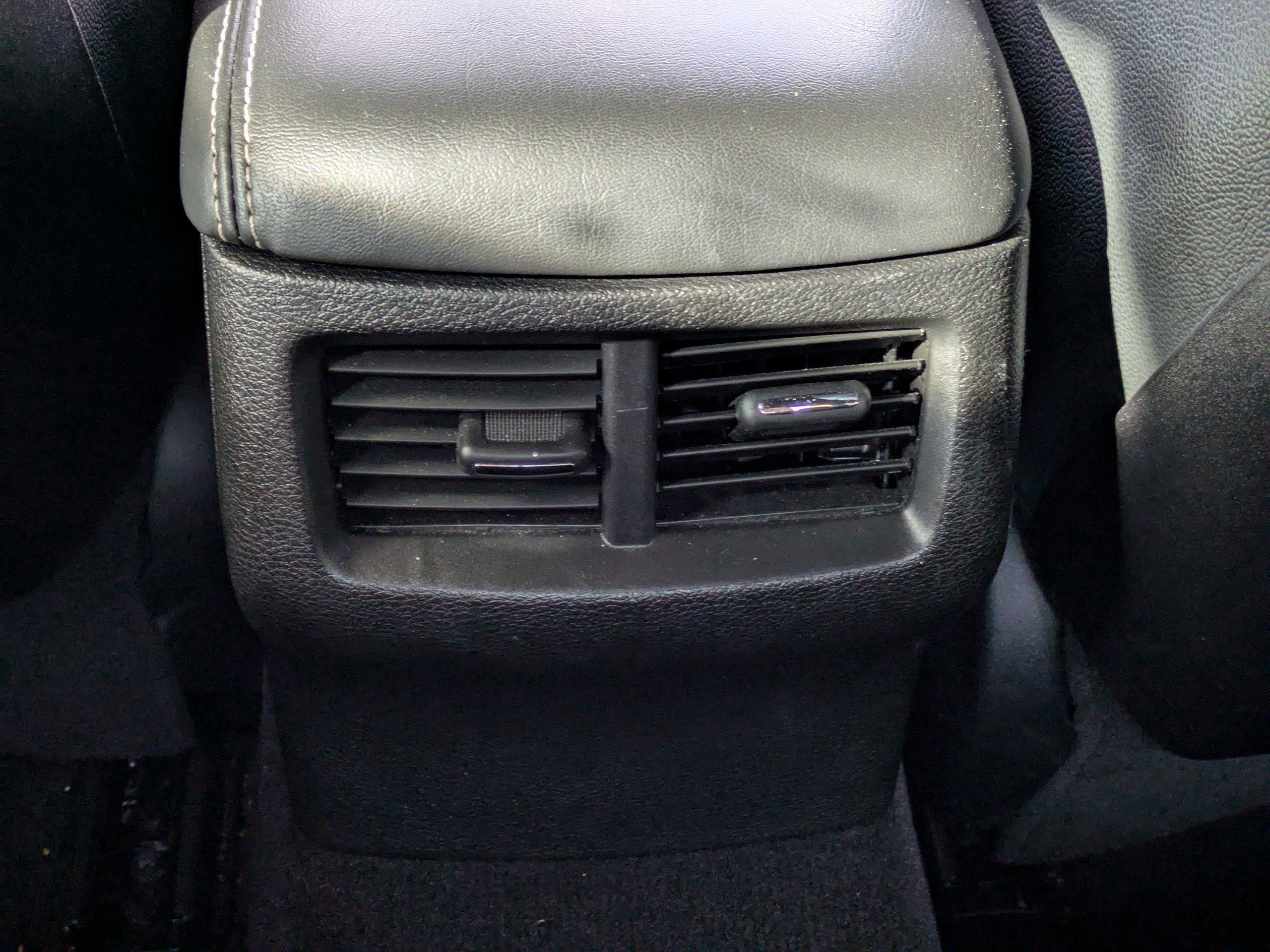 Dodge Challenger Srt Hellcat Rwd 2Dr Car - Thumbnail 17