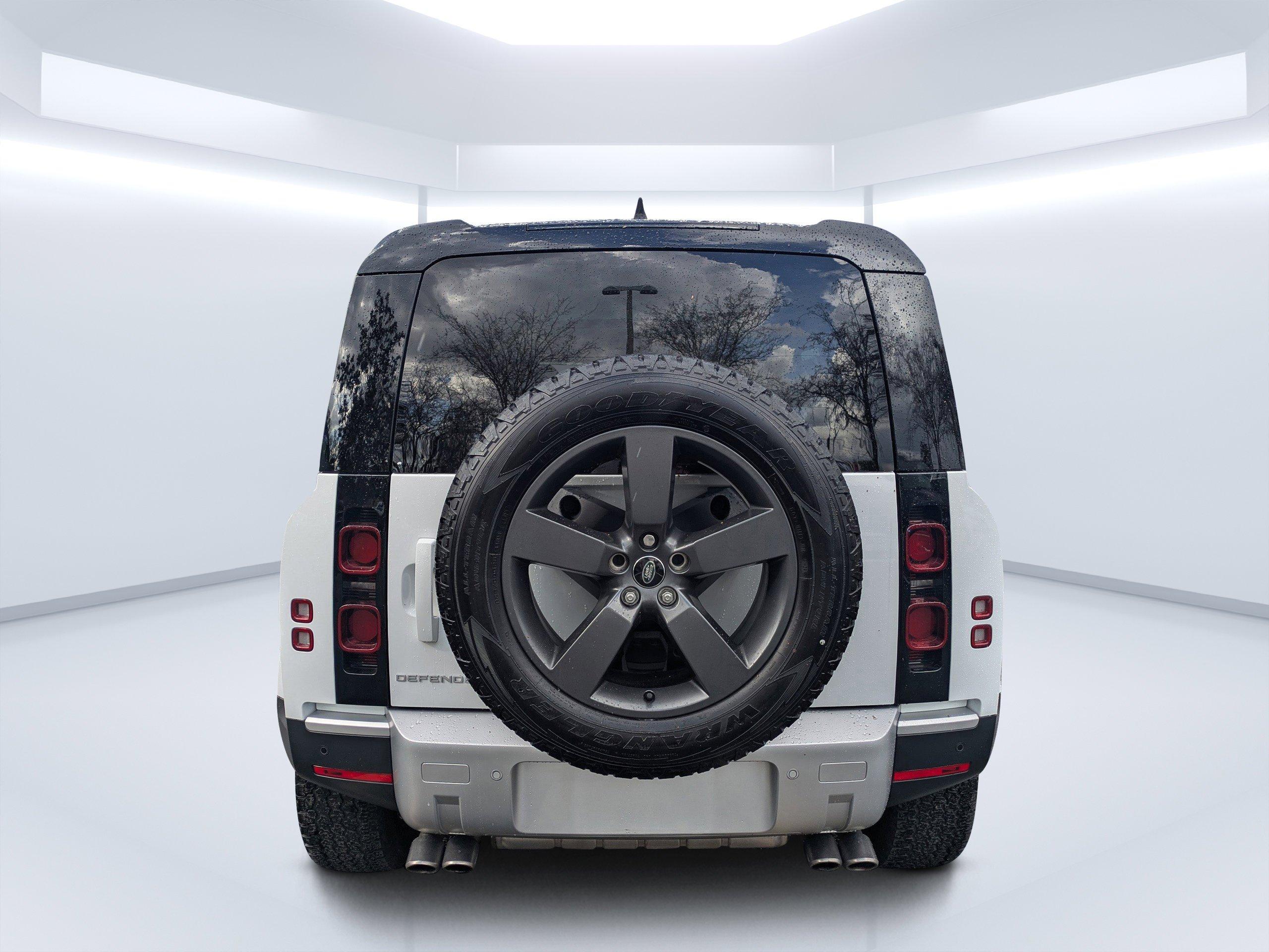 Land Rover Defender Sport Utility Se With Navigation & Awd - Thumbnail 8