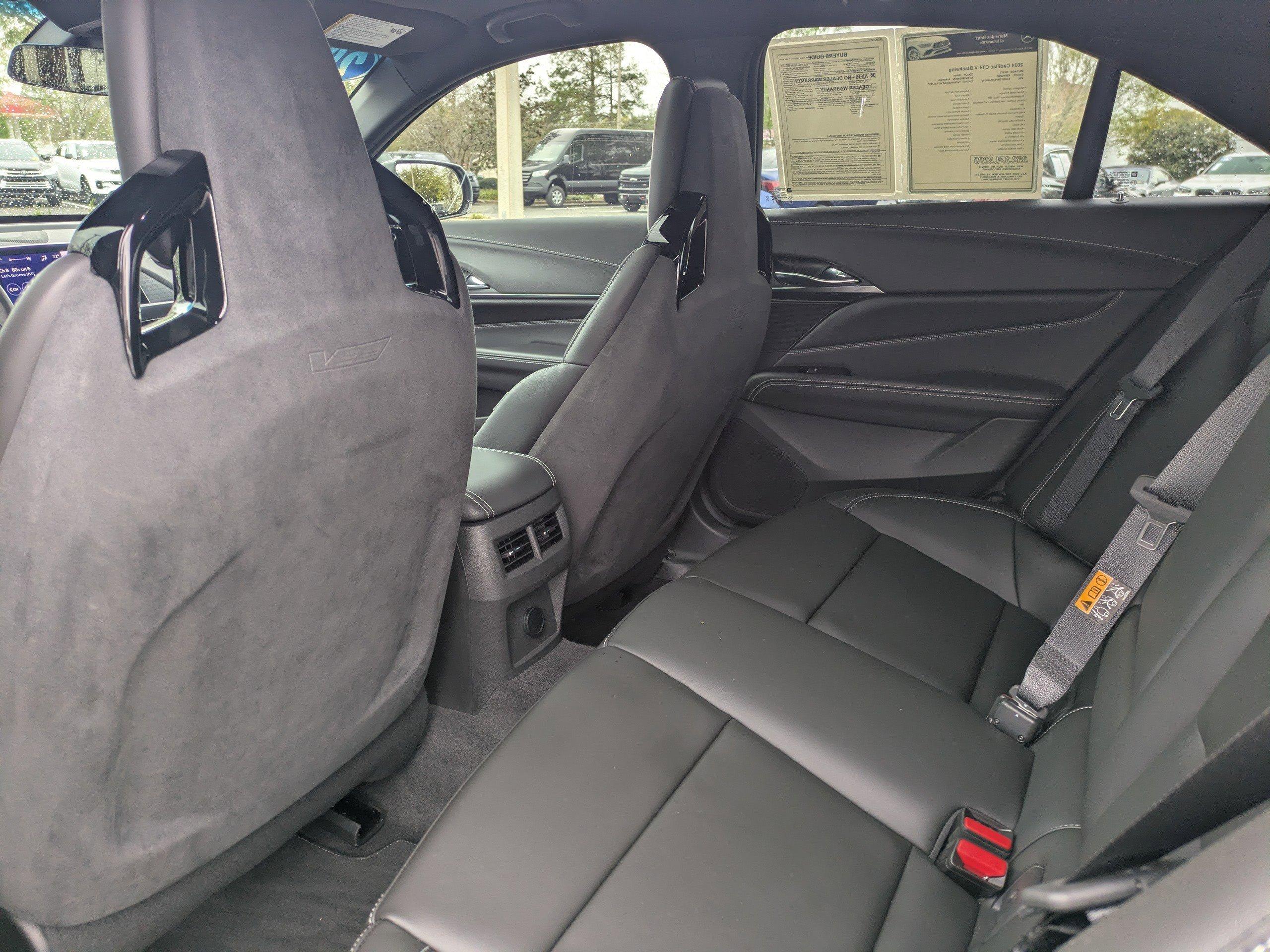 Cadillac Ct4-V 4Dr Car Blackwing With Navigation - Thumbnail 14