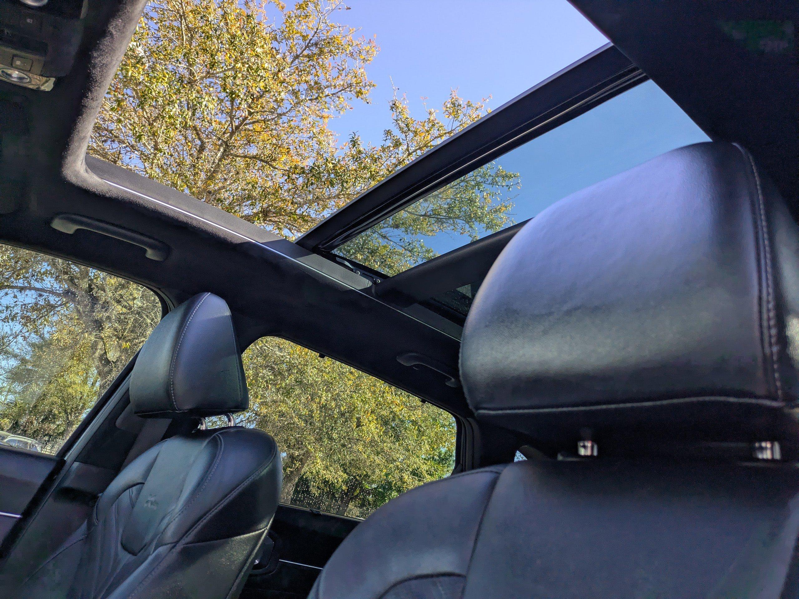 Kia Sorento Sport Utility X-Line Sx Prestige With Navigation & Awd - Thumbnail 5