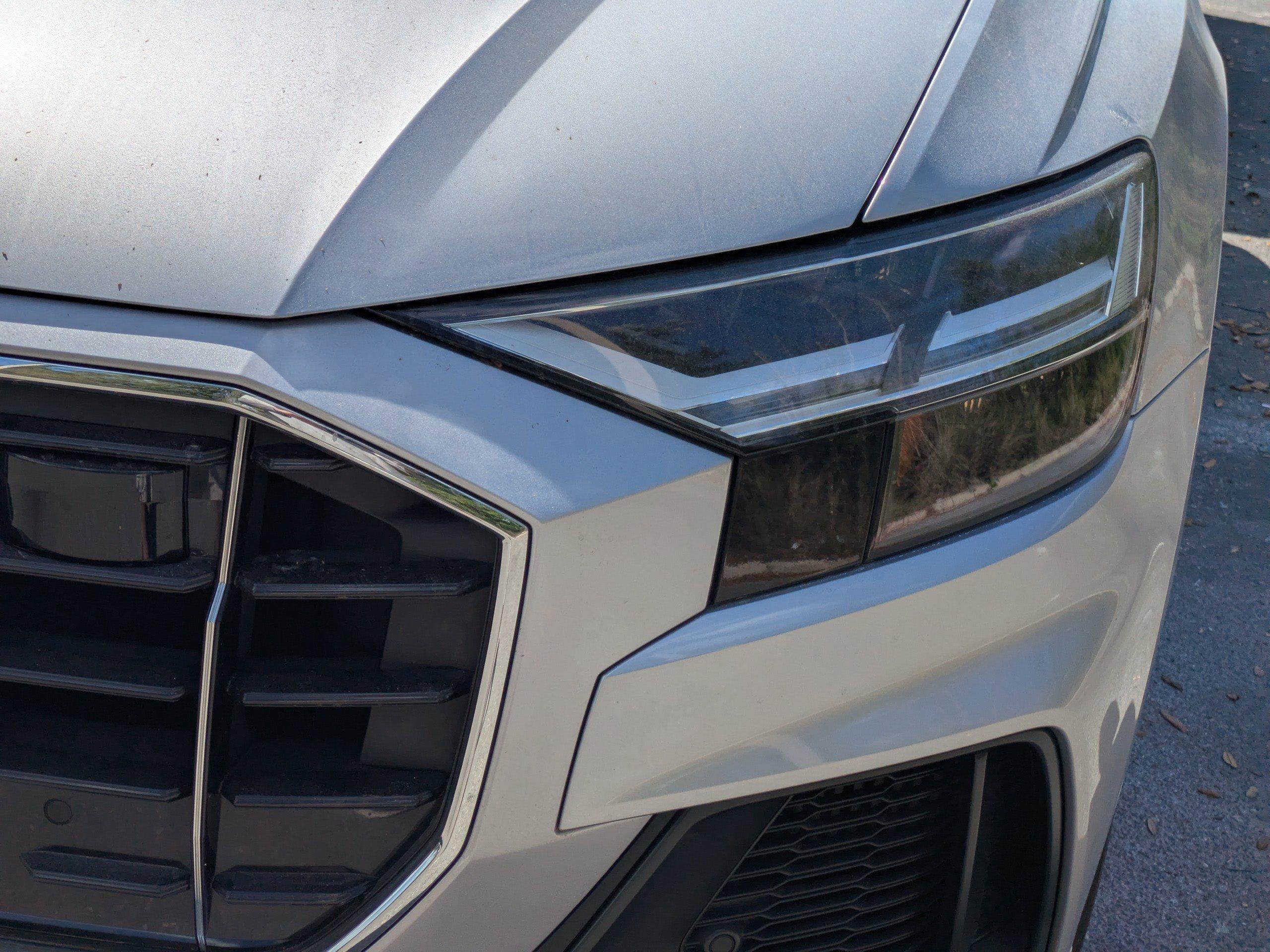 Audi Q8 Sport Utility Premium Plus With Navigation & Awd - Thumbnail 4