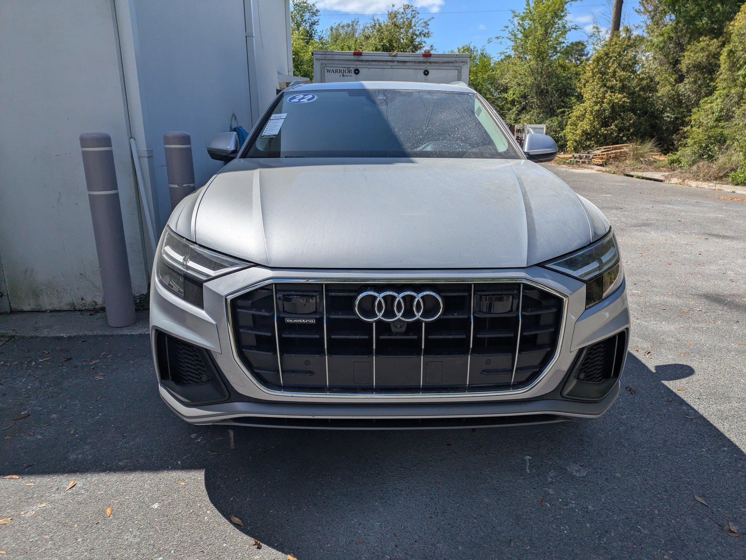 Audi Q8 Sport Utility Premium Plus With Navigation & Awd - Thumbnail 3