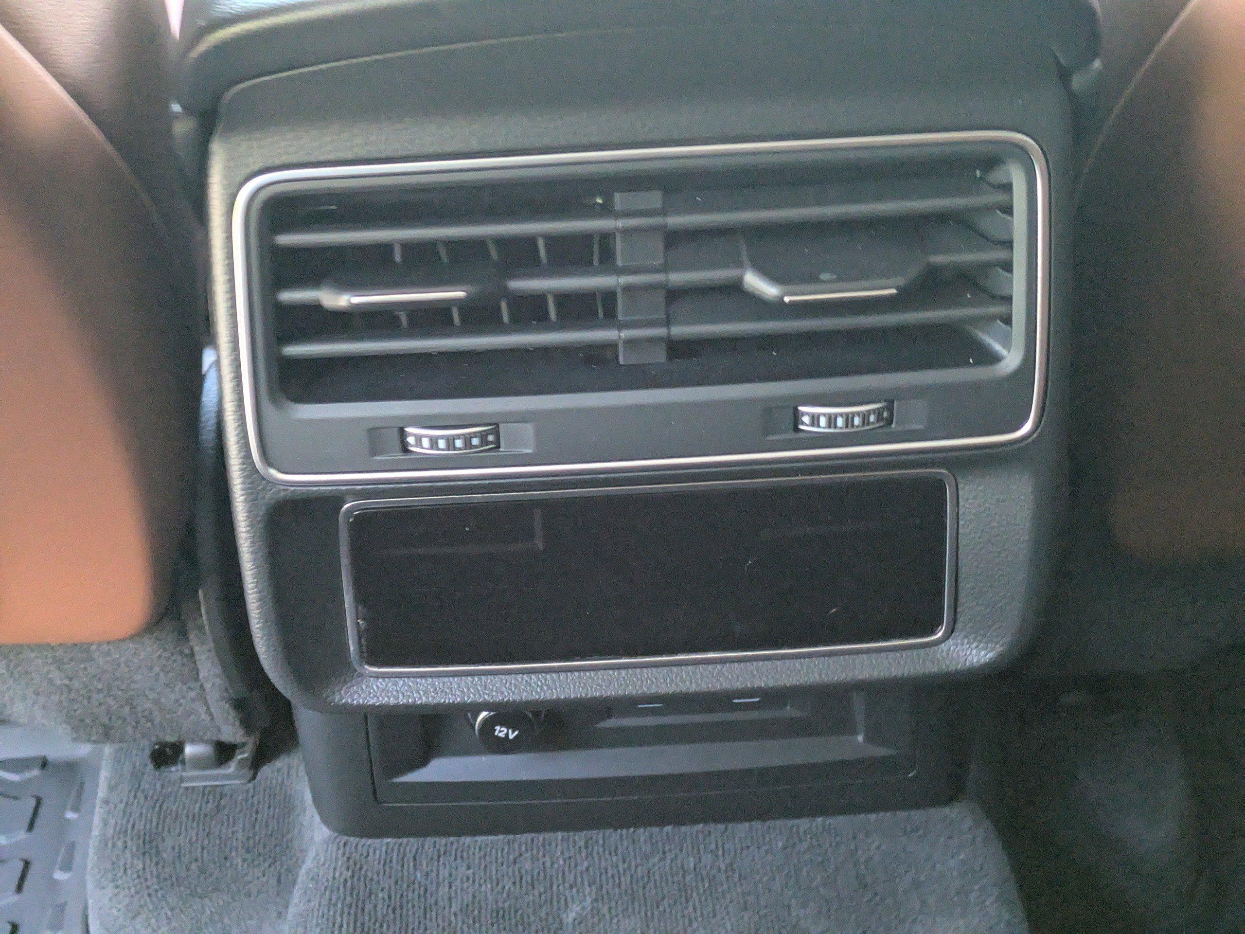 Audi Q8 Sport Utility Premium Plus With Navigation & Awd - Thumbnail 7