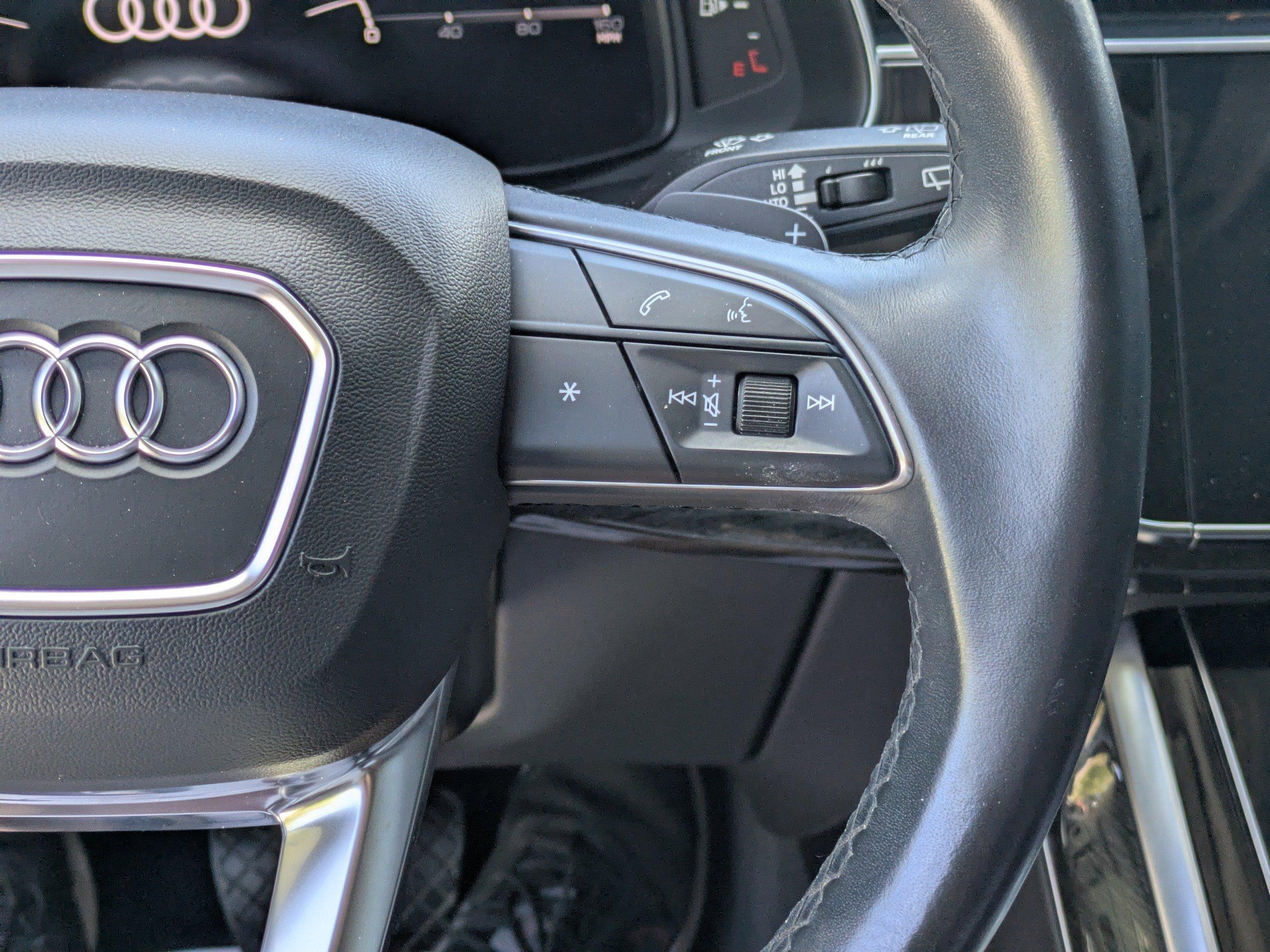 Audi Q8 Sport Utility Premium Plus With Navigation & Awd - Thumbnail 12