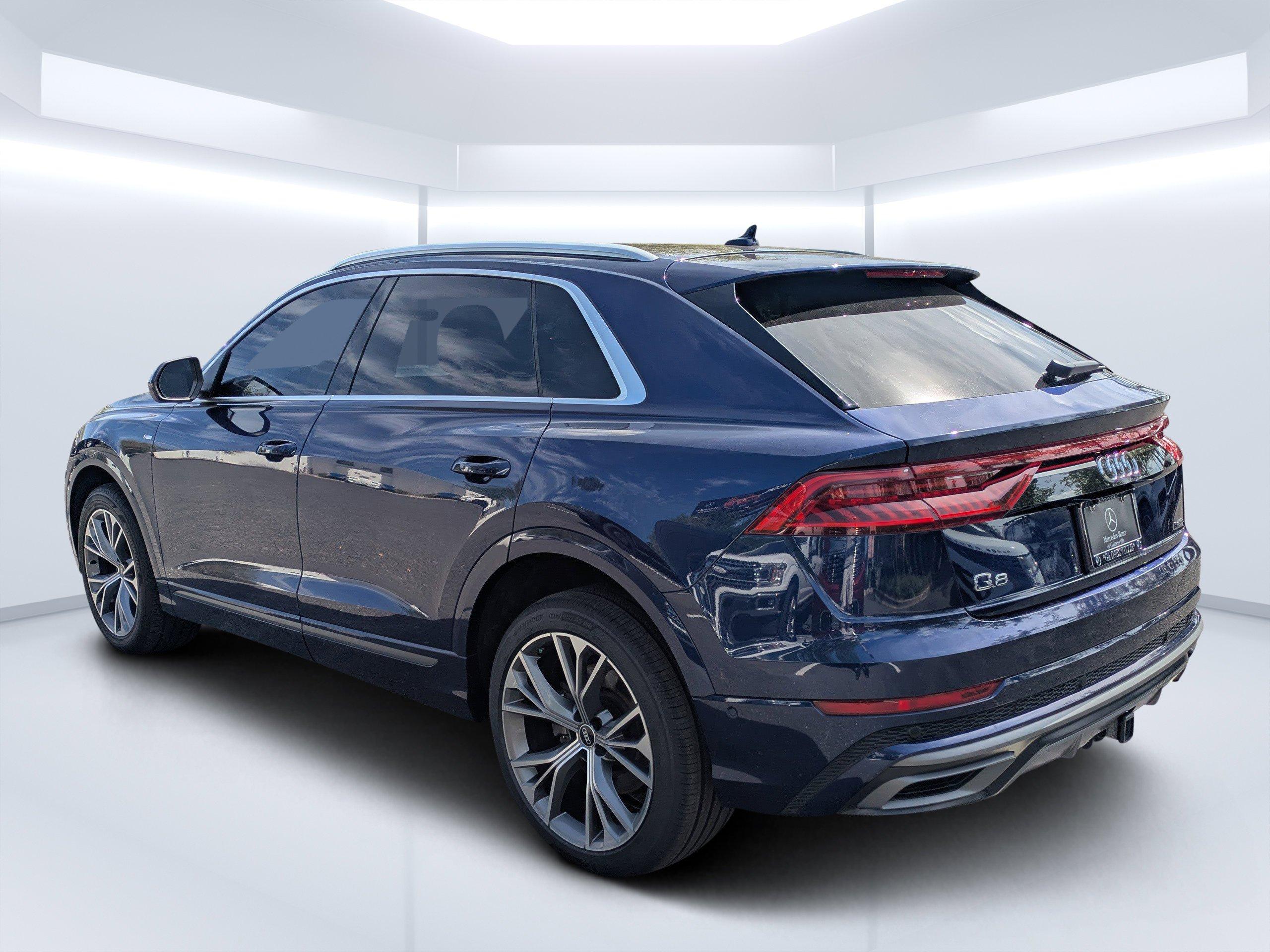 Audi Q8 Sport Utility Premium Plus With Navigation & Awd - Thumbnail 6