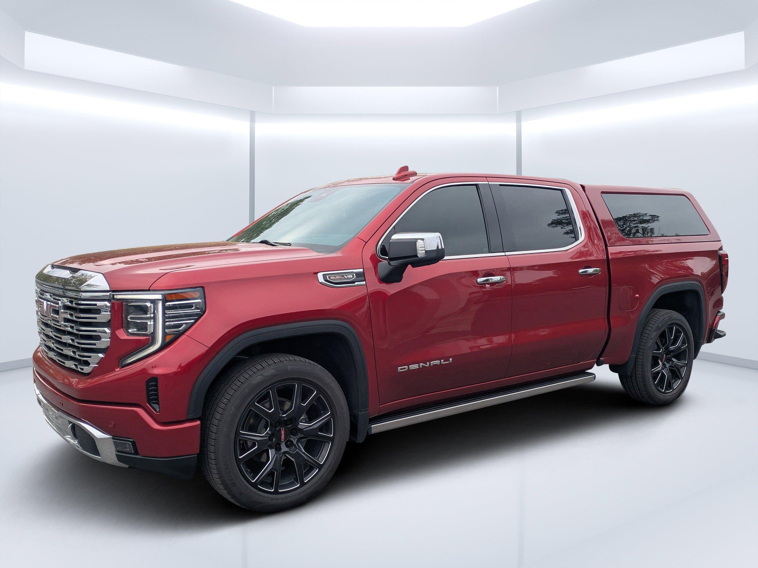Gmc Sierra 1500 Crew Cab Pickup Denali With Navigation & 4Wd - Thumbnail 8