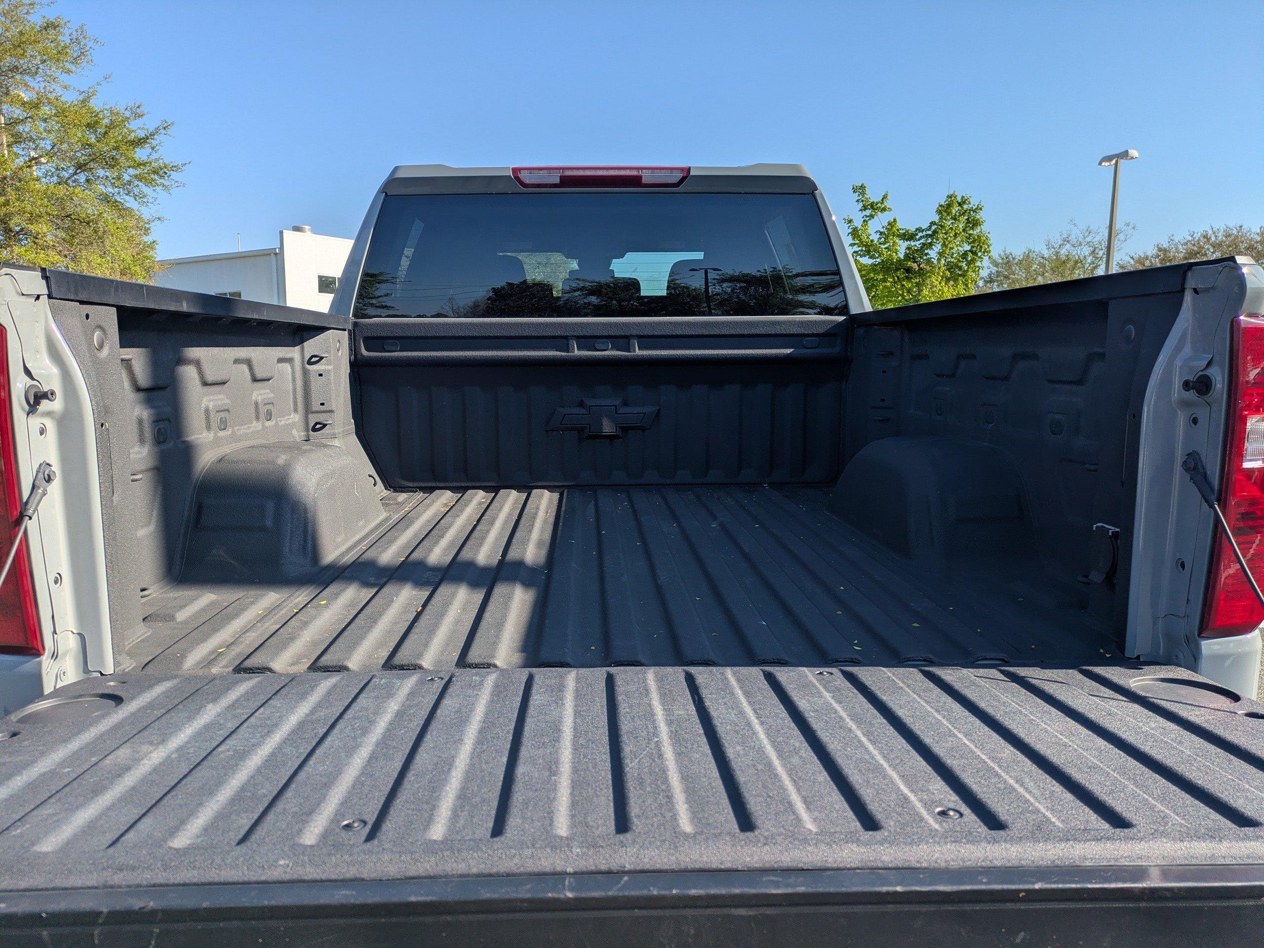 Chevrolet Silverado 1500 Crew Cab Pickup Custom Trail Boss With Navigation & 4Wd - Thumbnail 11