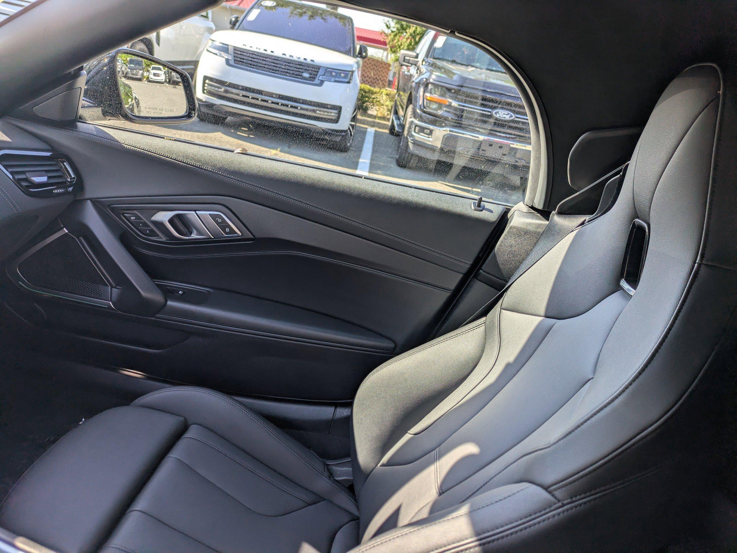 Bmw Z4 Convertible Sdrive30I With Navigation - Thumbnail 20