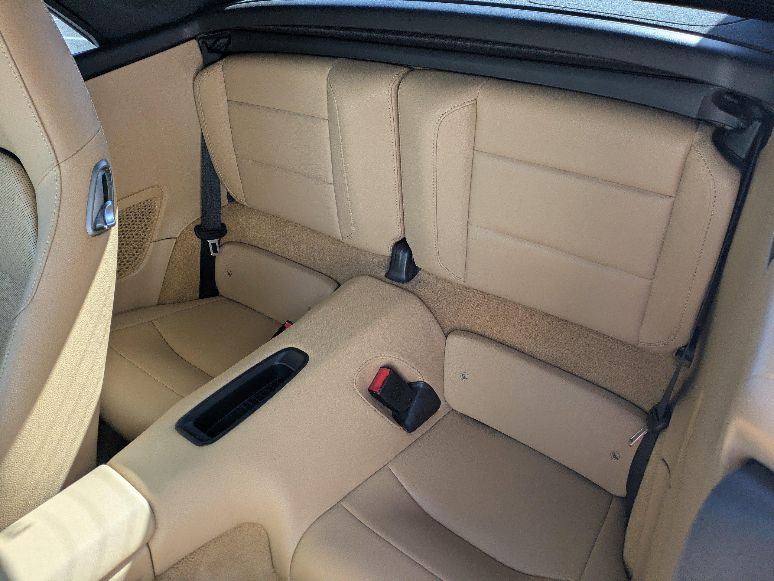 Porsche 911 Convertible Carrera With Navigation - Thumbnail 16