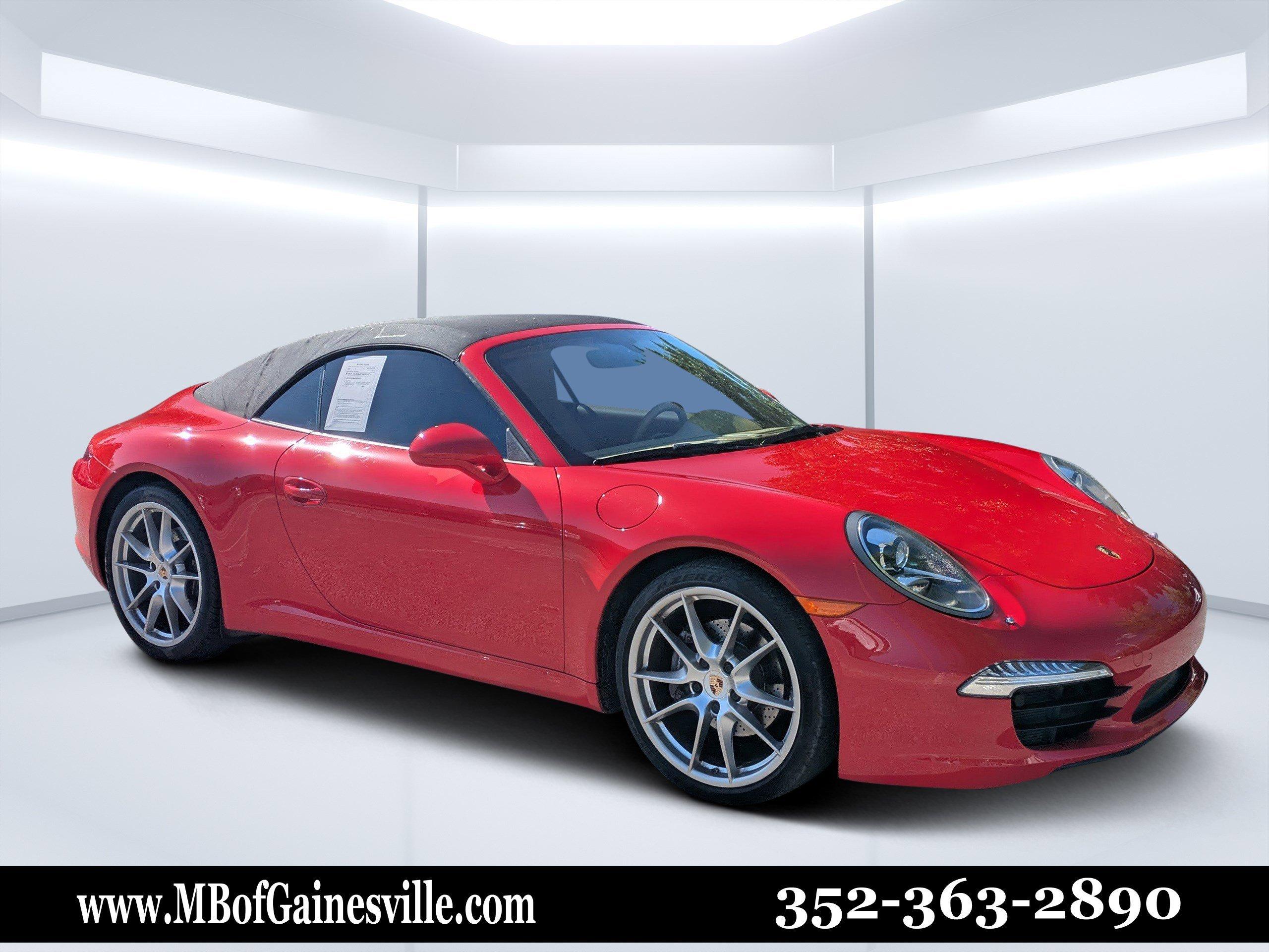 Porsche 911 Convertible Carrera With Navigation - Thumbnail 2