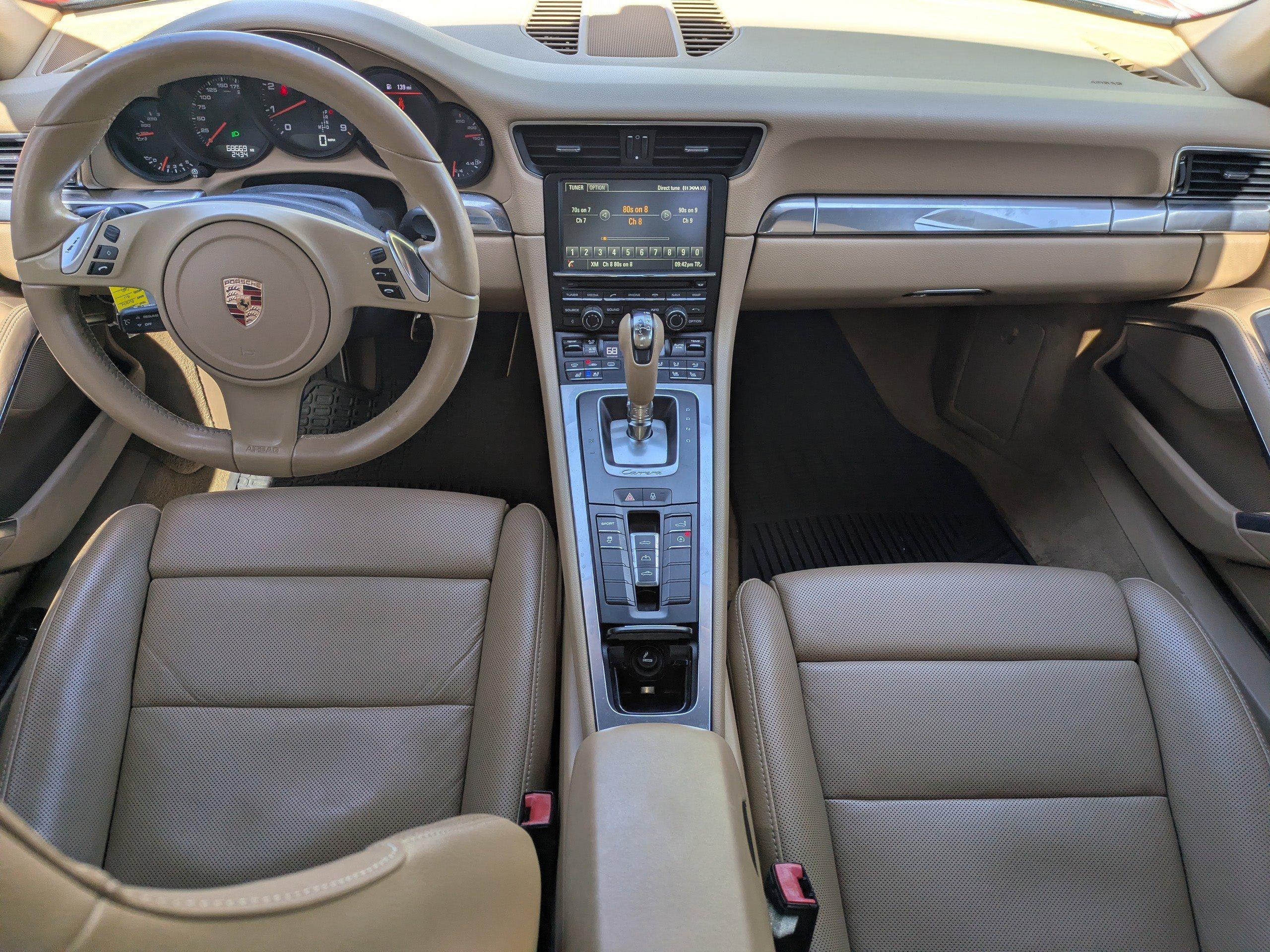 Porsche 911 Convertible Carrera With Navigation - Thumbnail 5