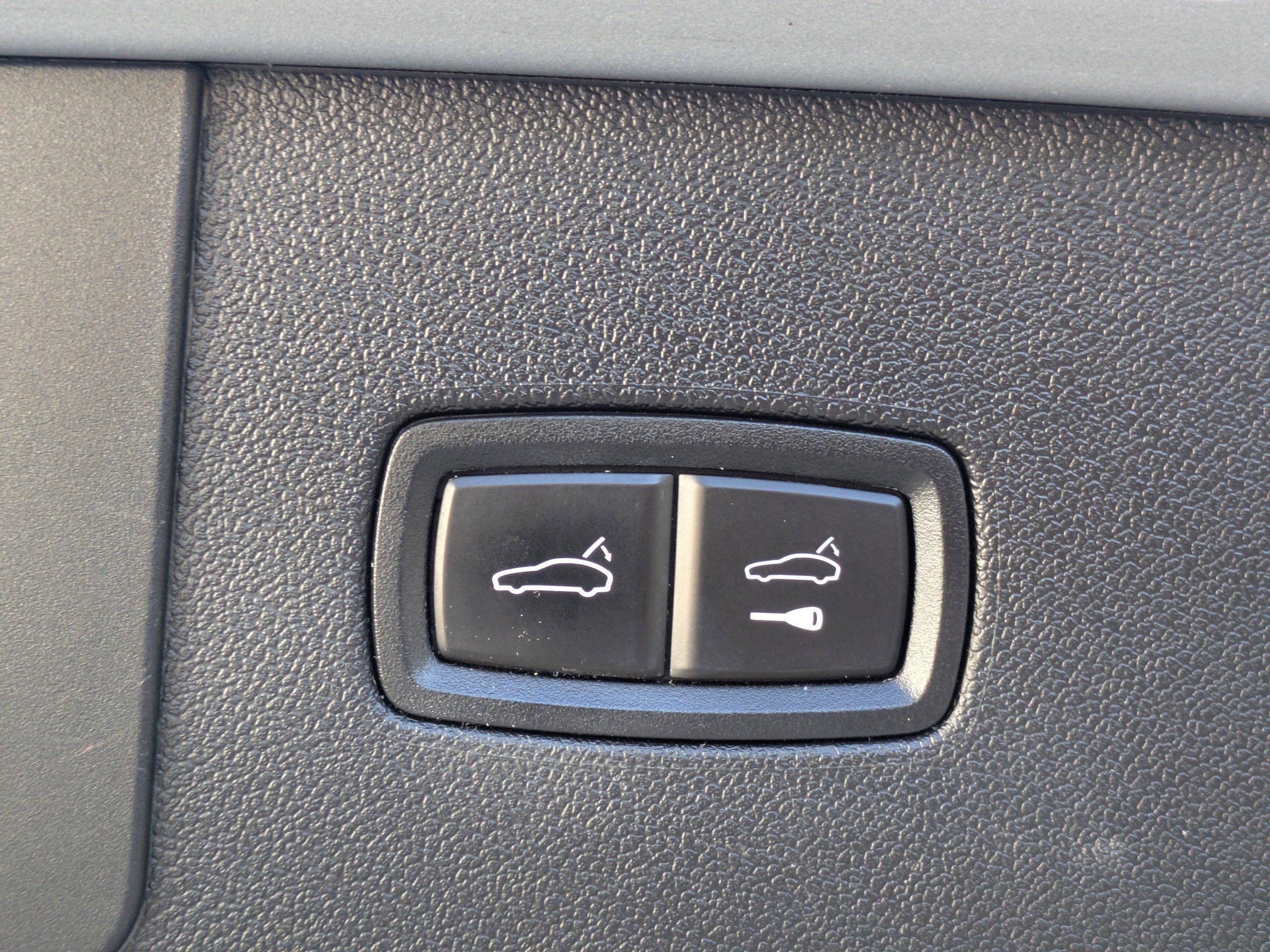 Porsche Cayenne Sport Utility Base With Navigation & Awd - Thumbnail 15