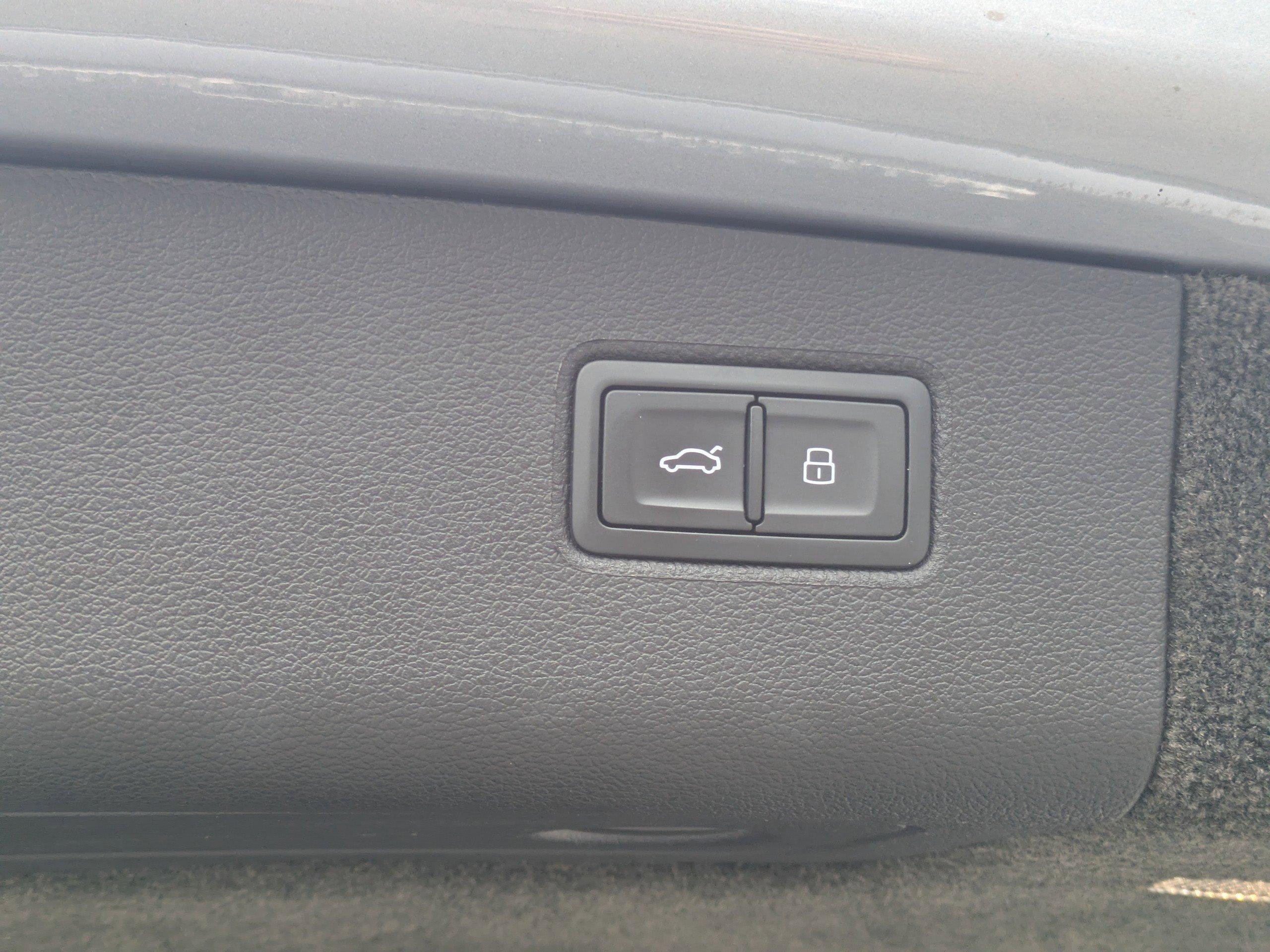 Bentley Bentayga Sport Utility V8 With Navigation & Awd - Thumbnail 14