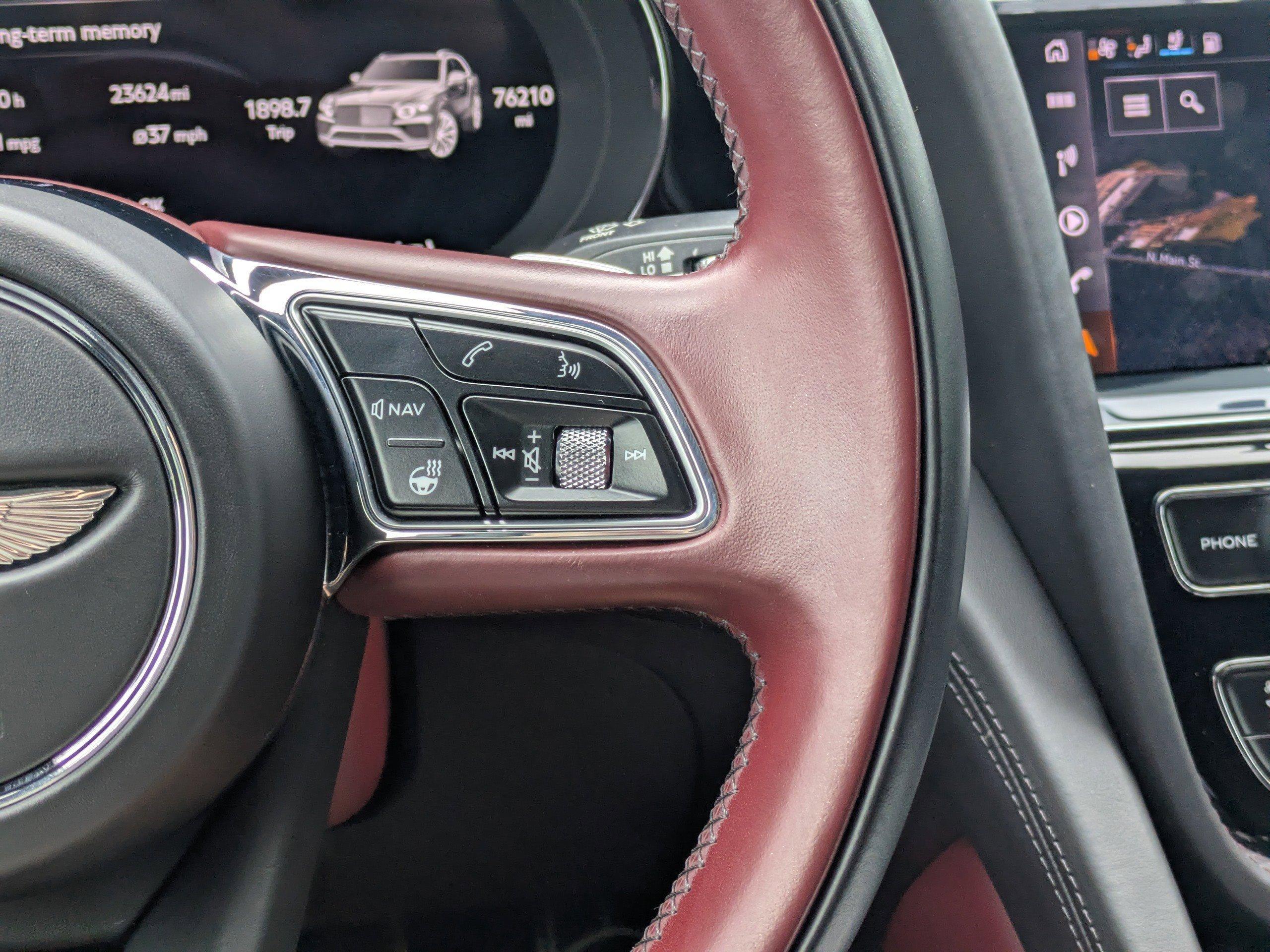 Bentley Bentayga Sport Utility V8 With Navigation & Awd - Thumbnail 20