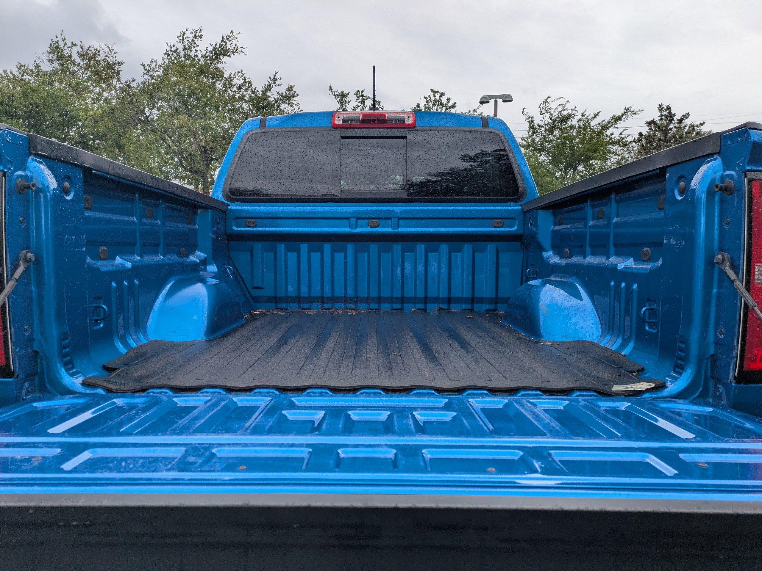 Chevrolet Colorado 2Wd Lt Rwd Crew Cab Pickup - Thumbnail 12