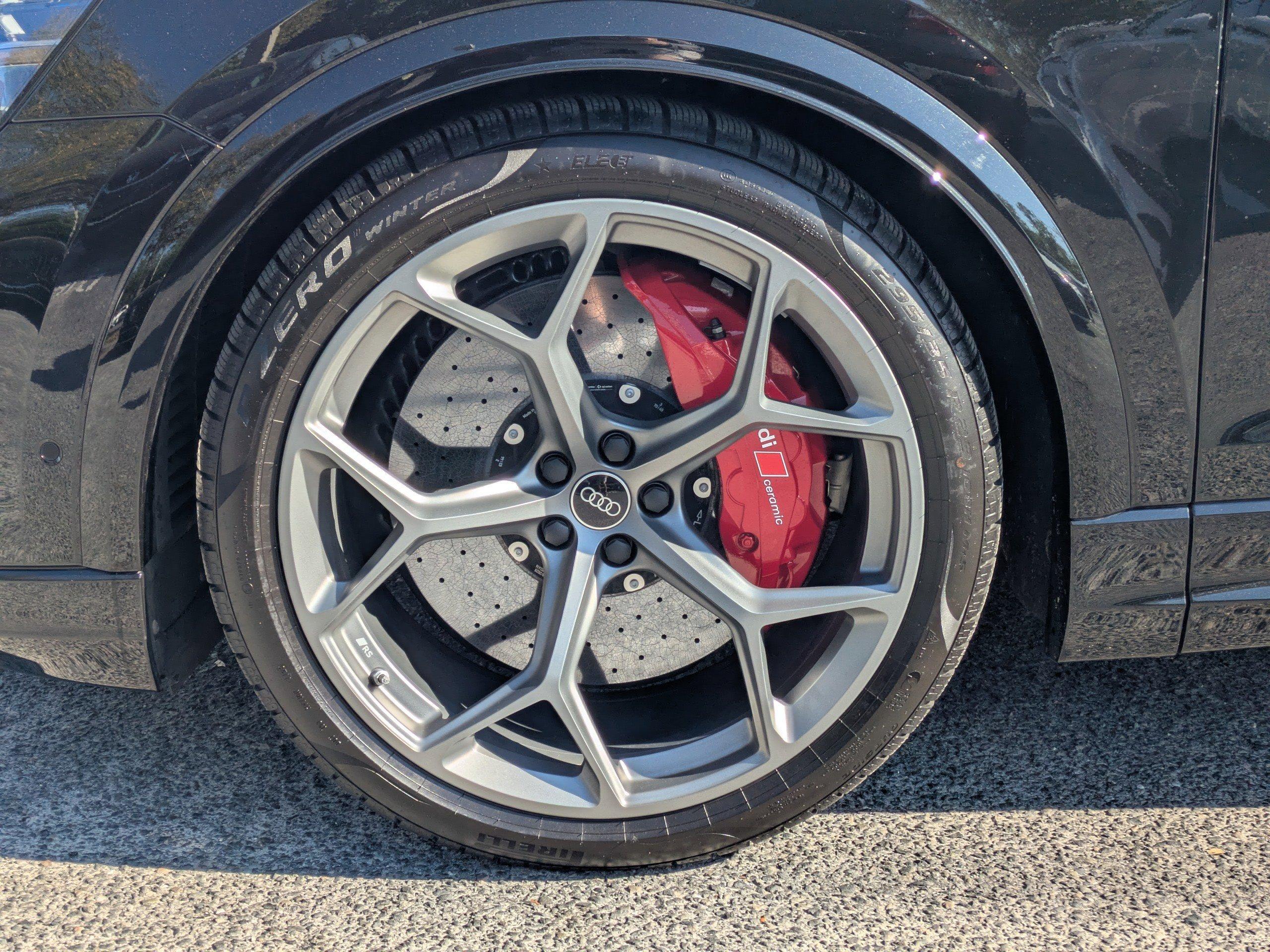 Audi Rs Q8 Sport Utility Performance With Navigation & Awd - Thumbnail 4