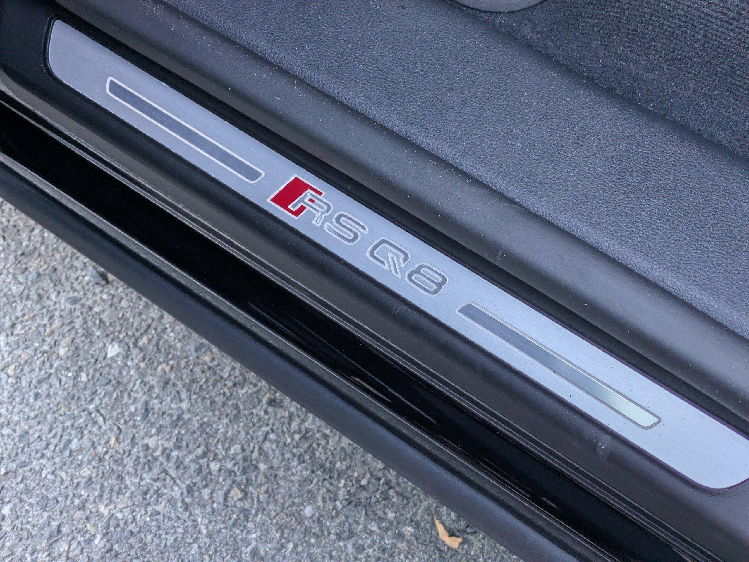 Audi Rs Q8 Sport Utility Performance With Navigation & Awd - Thumbnail 15