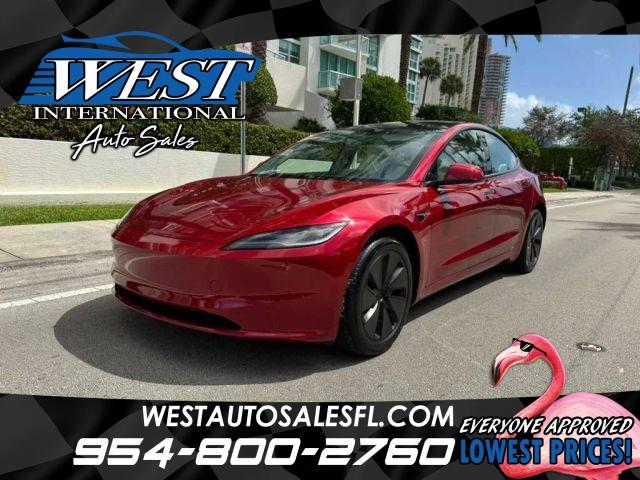 TESLA MODEL 3 - View 1