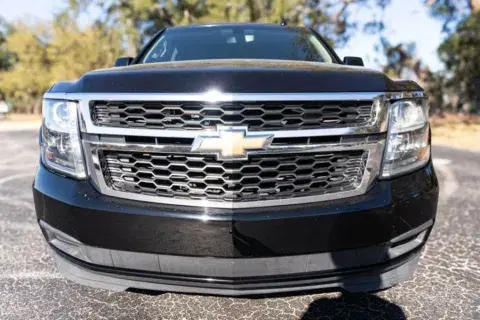 Chevrolet Tahoe Ls Sport Utility 4D - Thumbnail 3