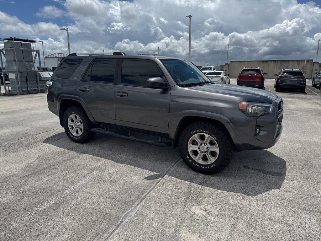 Toyota 4Runner - View 1