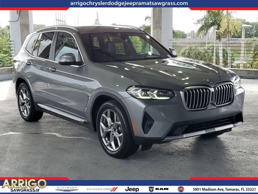 BMW X3 - View 1