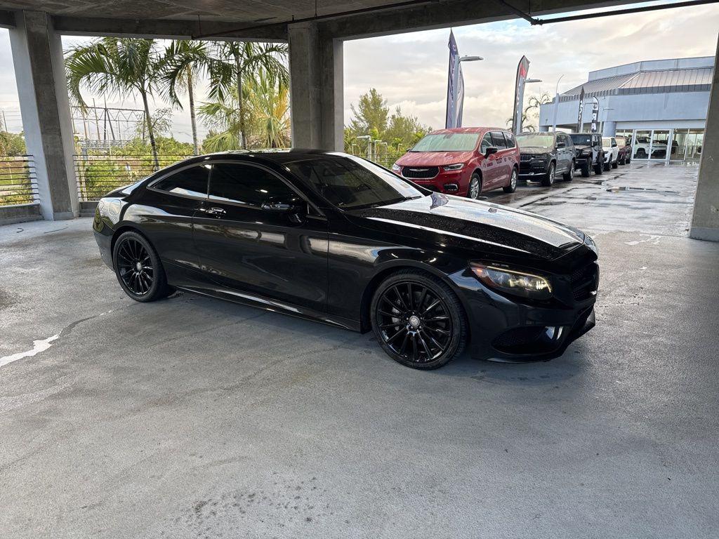 Mercedes-Benz S-Class - View 1