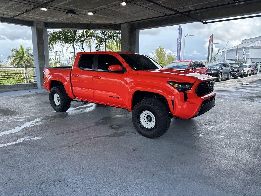 Toyota Tacoma - View 1