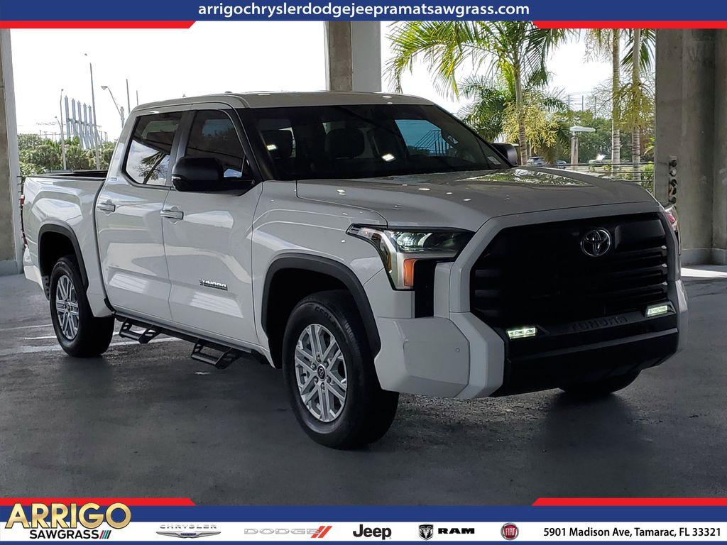 Toyota Tundra - View 1