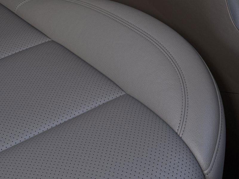 Gmc Sierra 1500 Slt Four Wheel Drive Crew Cab - Thumbnail 16