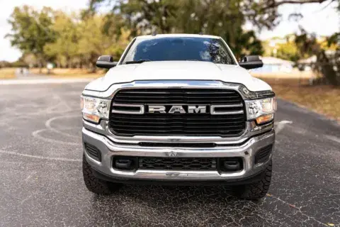 Ram 2500 Crew Cab Big Horn Pickup 4D 6 1/3 Ft - Thumbnail 3