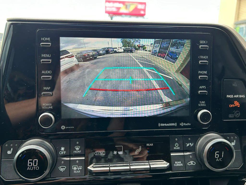 Toyota Highlander Hybrid - Thumbnail 19